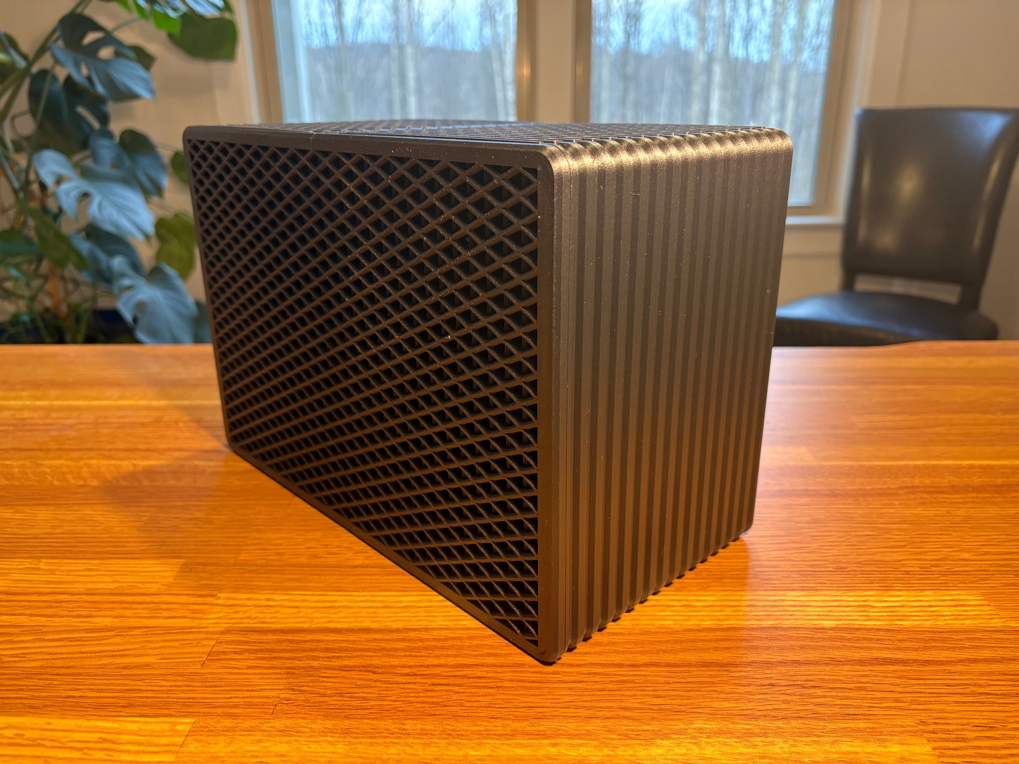 The UCBC – Ultra Compact Backpack Computer (Custom Carbon Fiber Case) | RTX 4060 Ti | 64GB RAM