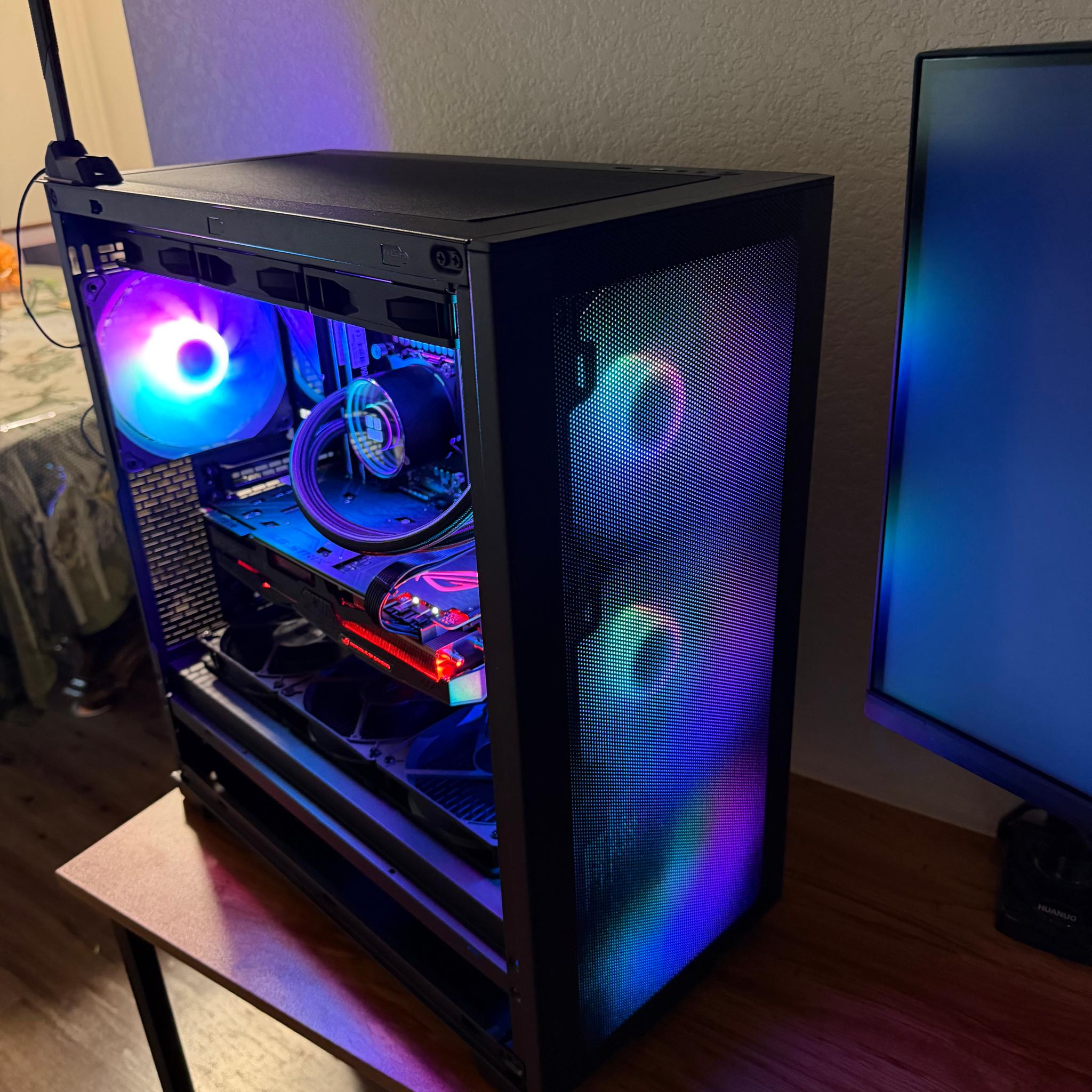 Intel [HEDT] ROG STRIX themed PC! 10980XE | 64GB DDR4 | 2080Ti | 1.5TB SSD Storage | Free Shipping!