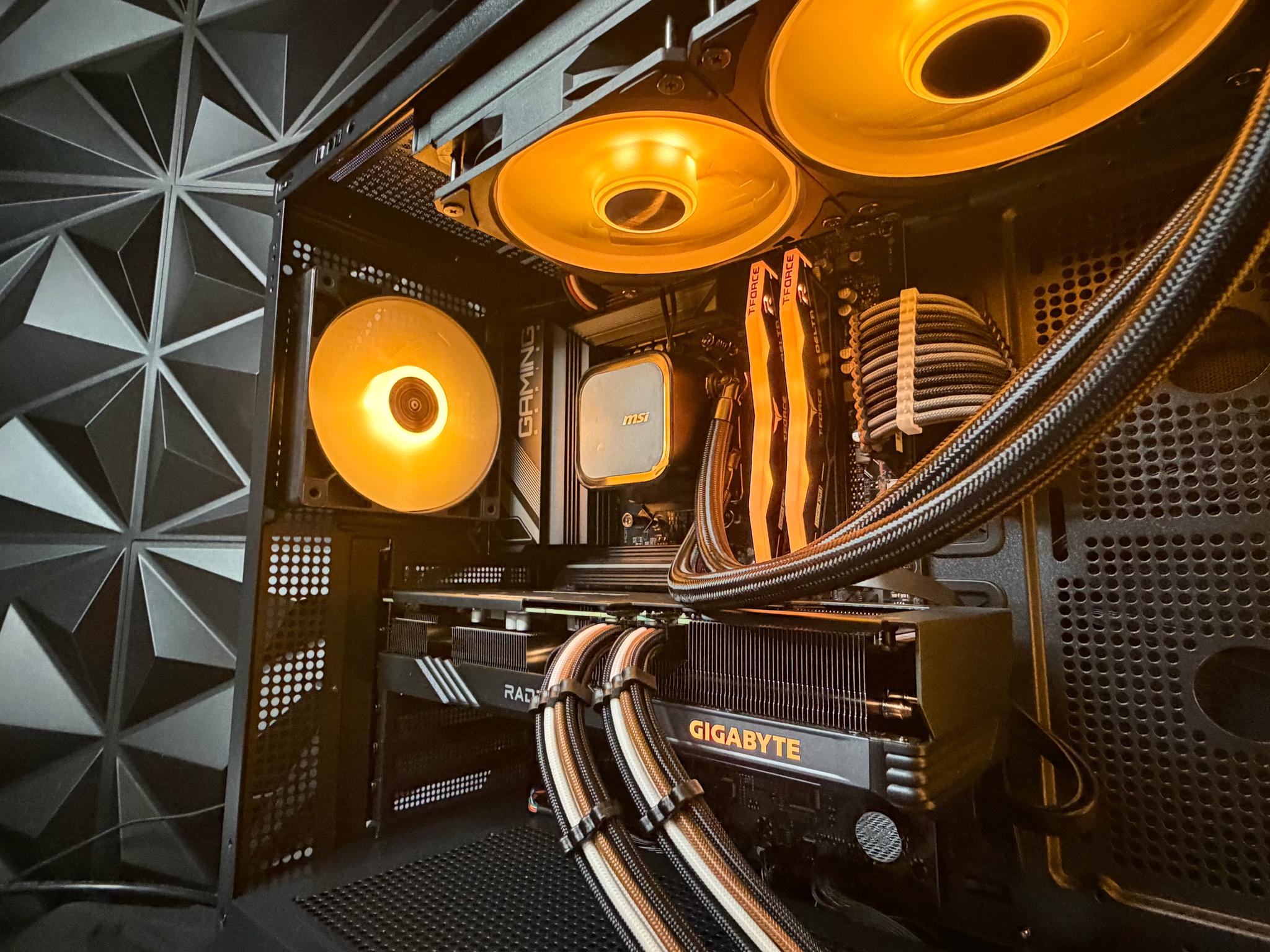 🌑🌲 MIDNIGHT WOOD 76 🌲🌑Ryzen 5 7600X| RX 7600XT 16 GB | 16 GB DDR5| 1.5 TB NVMe| 650W PSU
