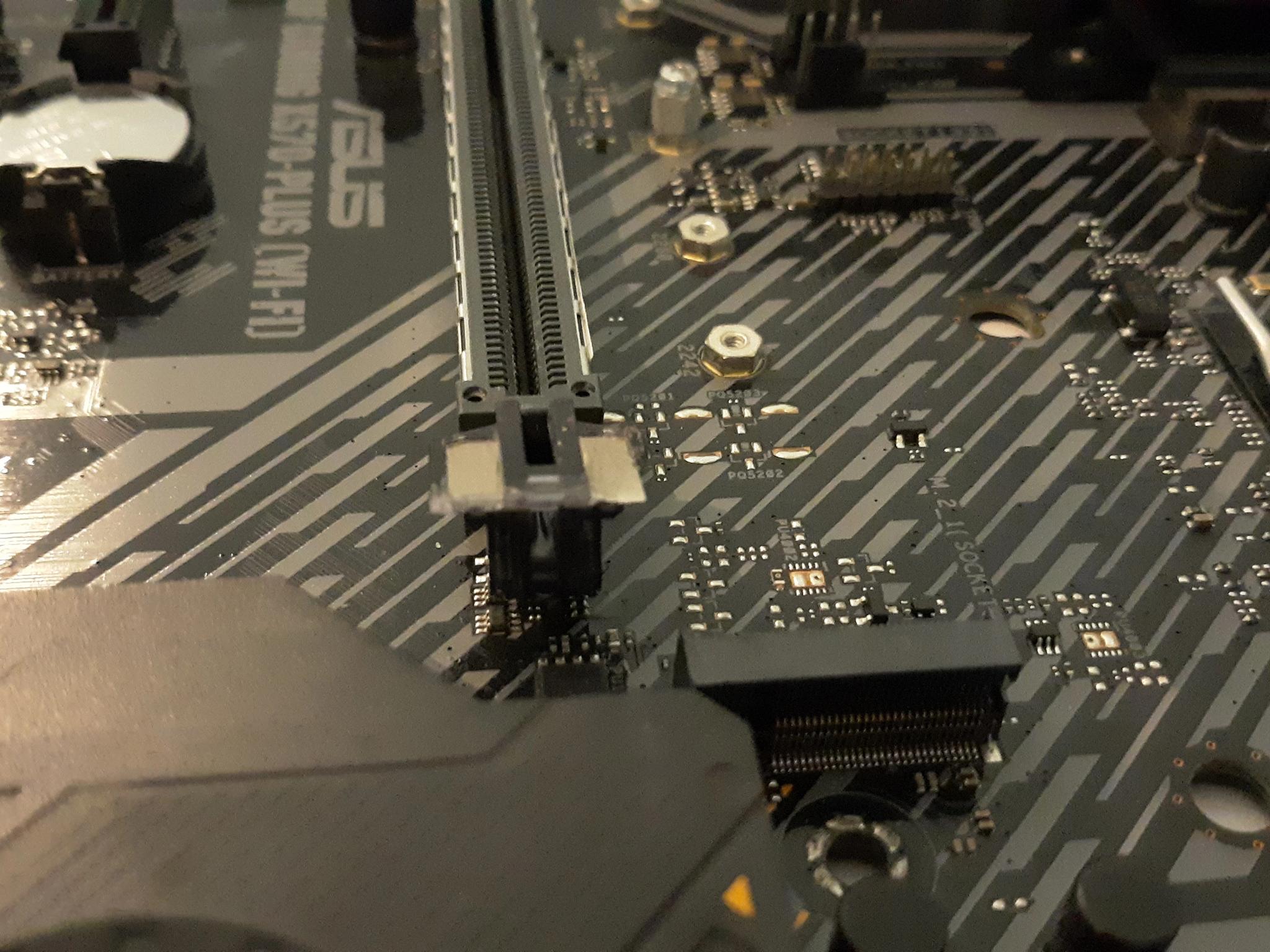 ASUS TUF GAMING X570-PLUS (Wi-Fi) Socket AM4 ATX Motherboard
