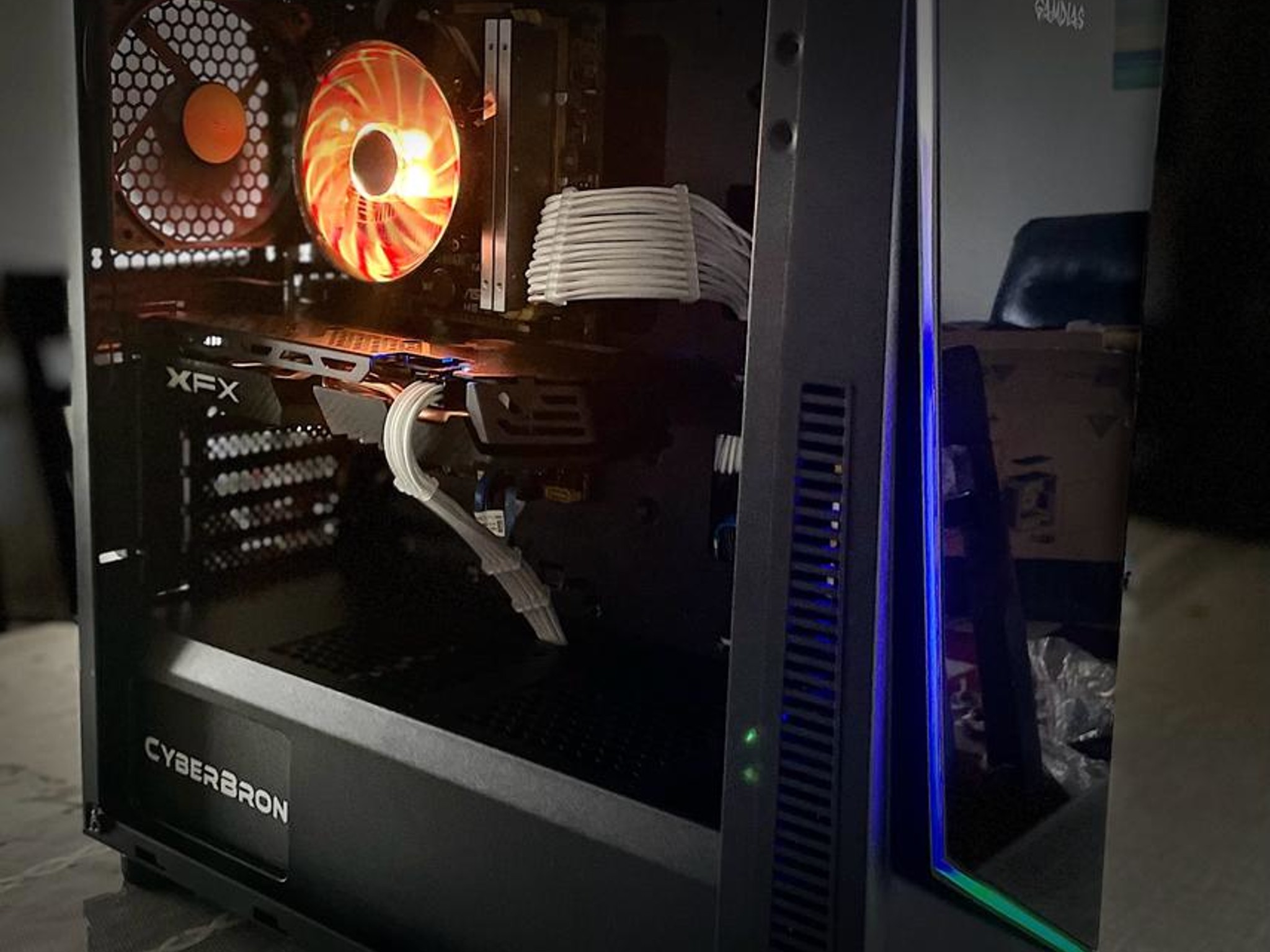 110+FPS Esports |  Intel i5, Radeon RX 580, 16GB RAM, 512GB SSD, RGB budget Gaming PC