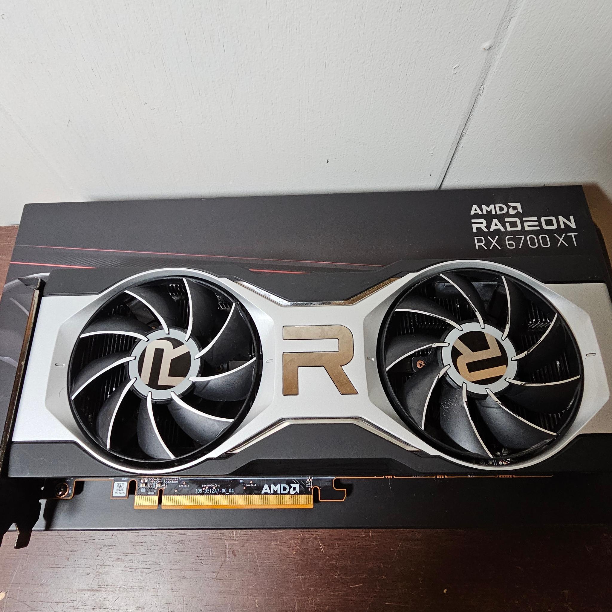 AMD RX 6700XT Reference