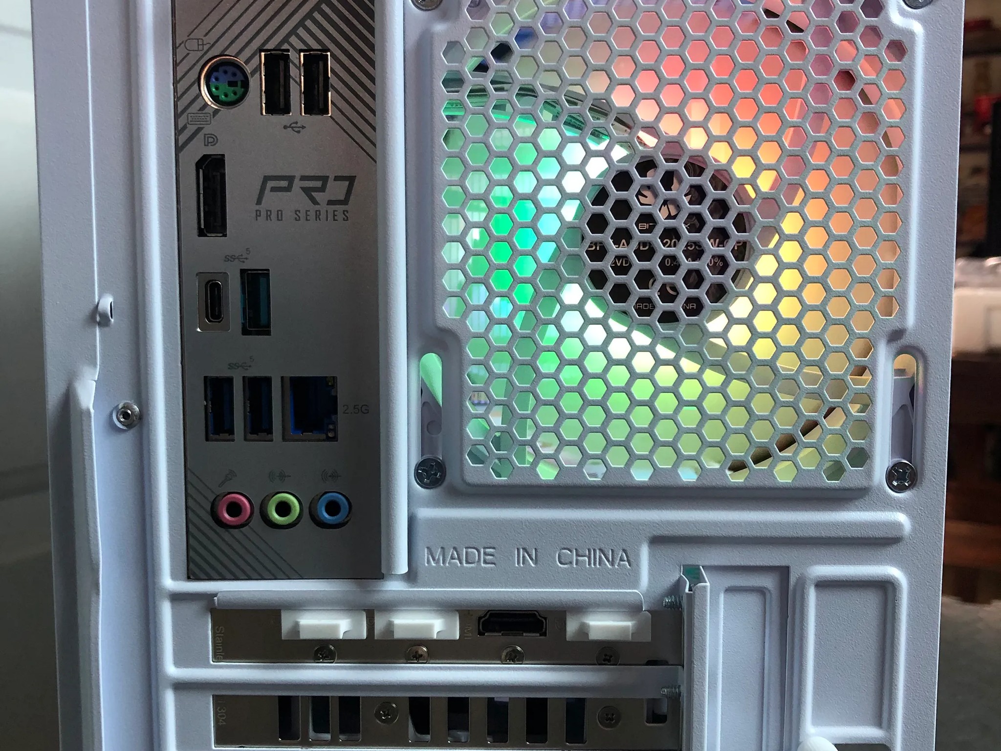 Gaming Beast Intel Core i5-13400 W/RTX 4070 All White Gaming PC