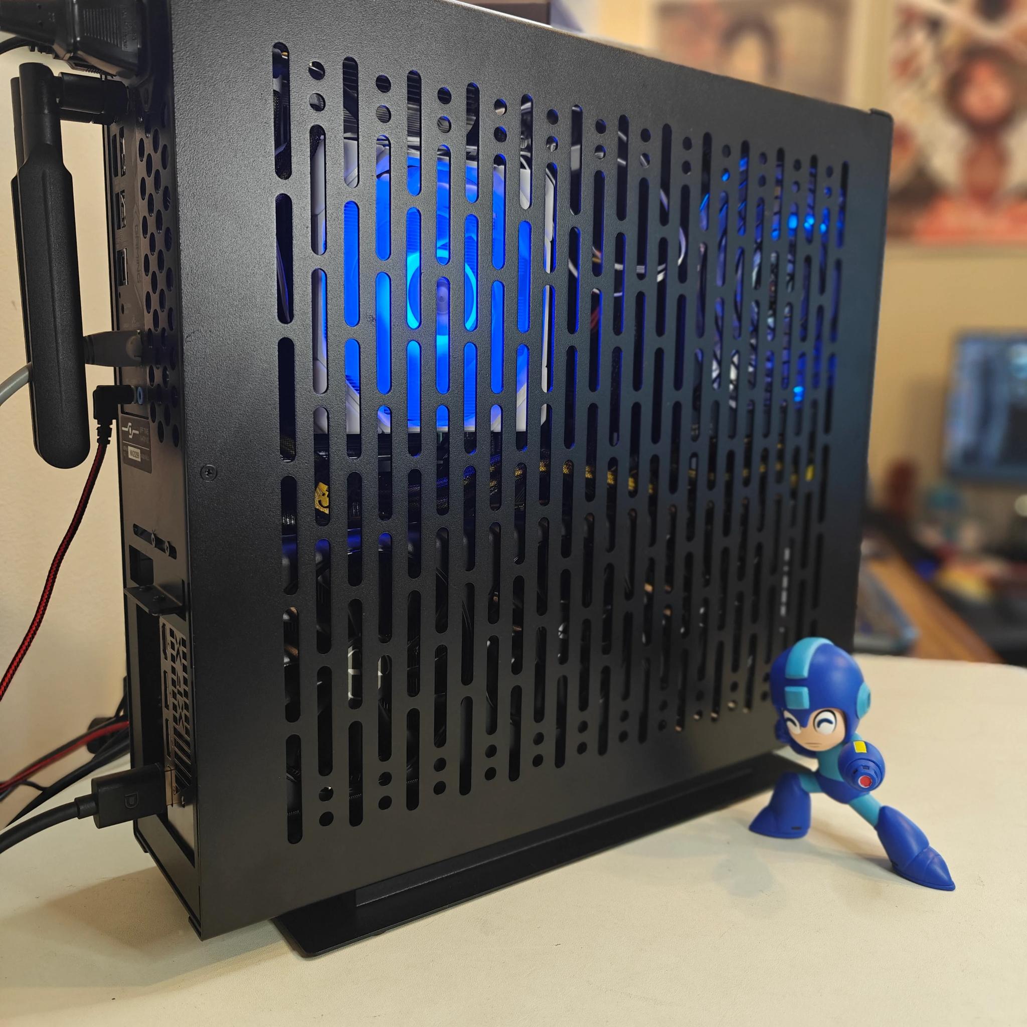 *RARE* Living Room SFF Case 🛋️🎮 | Ryzen 7600 | Radeon 6800 | 32GB DDR5 | 1TB NVMe SSD