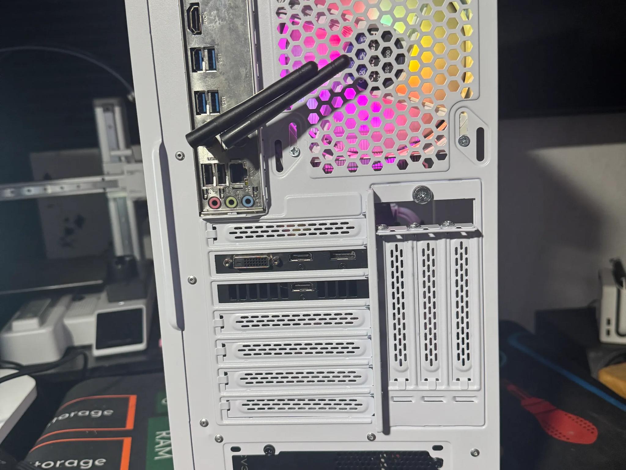 Gaming PC | Ryzen 7 2700X | RTX 2060 6GB | 16GB DDR4 | 1TB SSD | WIN 11 PRO | WIFI + BT