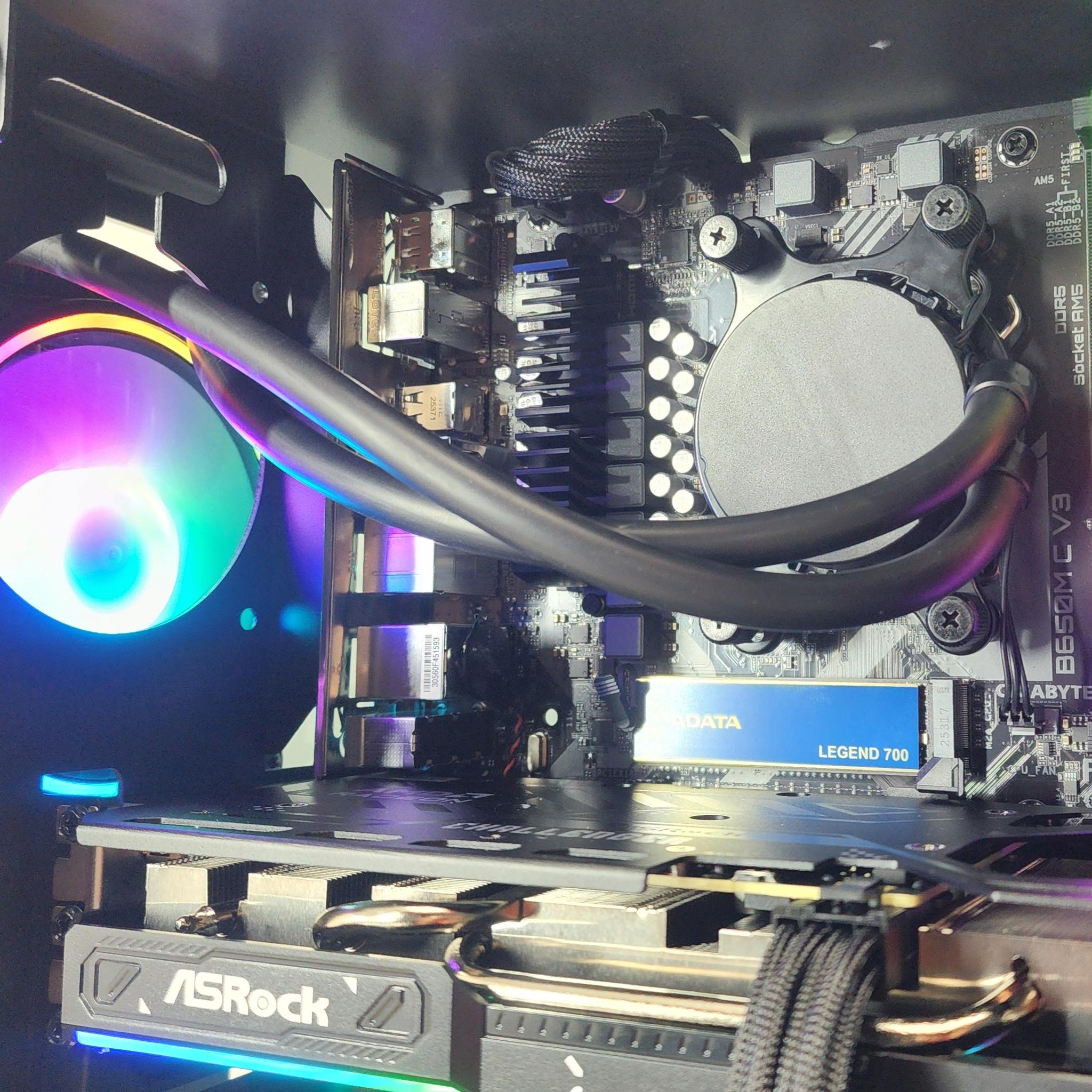 Gaming PC Ryzen 7 9700X 16GB RAM 1TB SSD RX 9060 8GB Windows 11 Computer