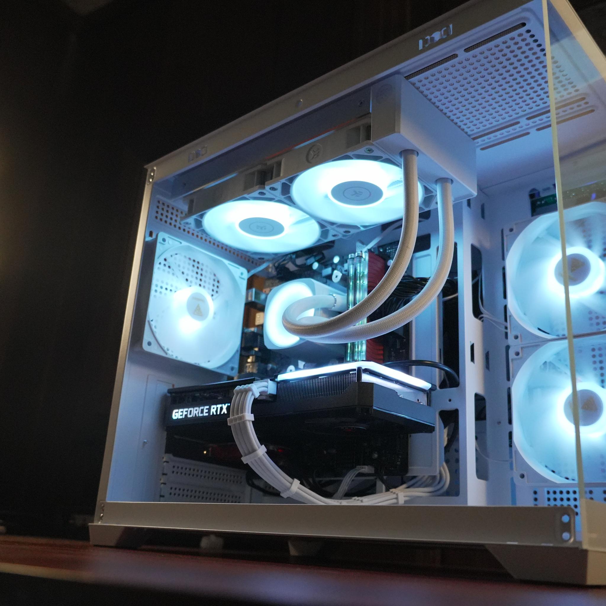 White Hollow |RTX 3060 TI|RYZEN 5 5600X|16GB DDR4|500GB SSD|WINDOWS 11 PRO ACTIVATED| WIFI & BT|