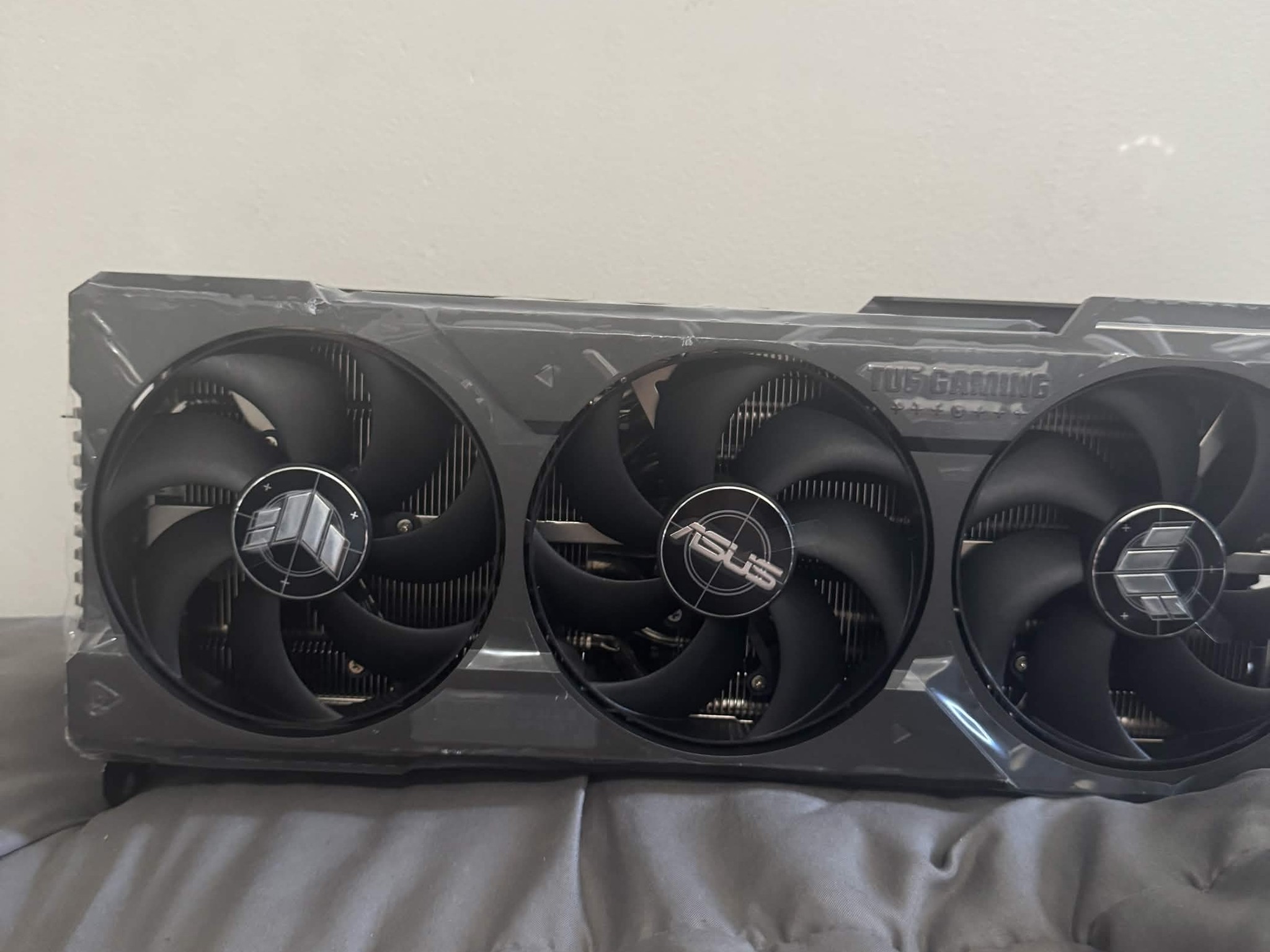 ASUS TUF GAMING OC GeForce RTX 4090 *UNTESTED*