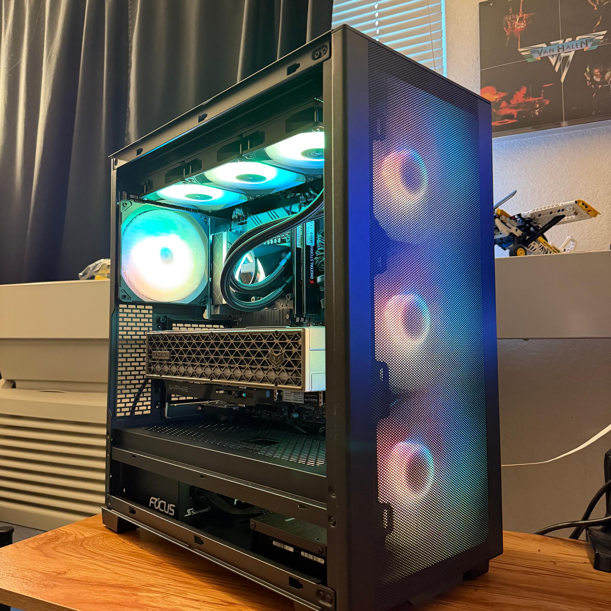 ULTIMATE INTEL Gaming/Workstation PC! - i9-13900KF | 9070XT | 32GB DDR4 | 4TB total storage |