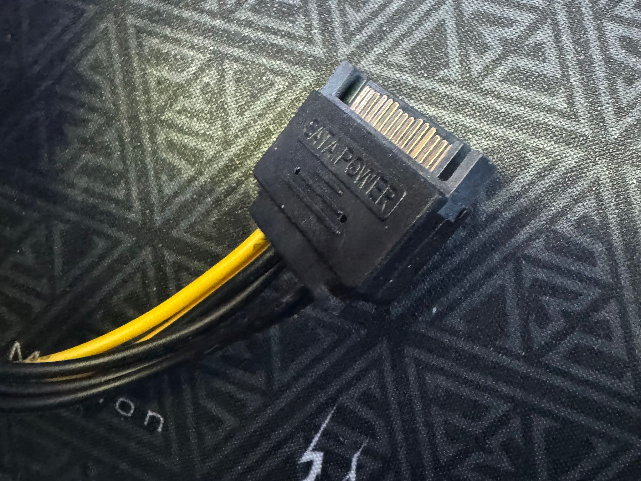 SATA to 6 Pin Adapter