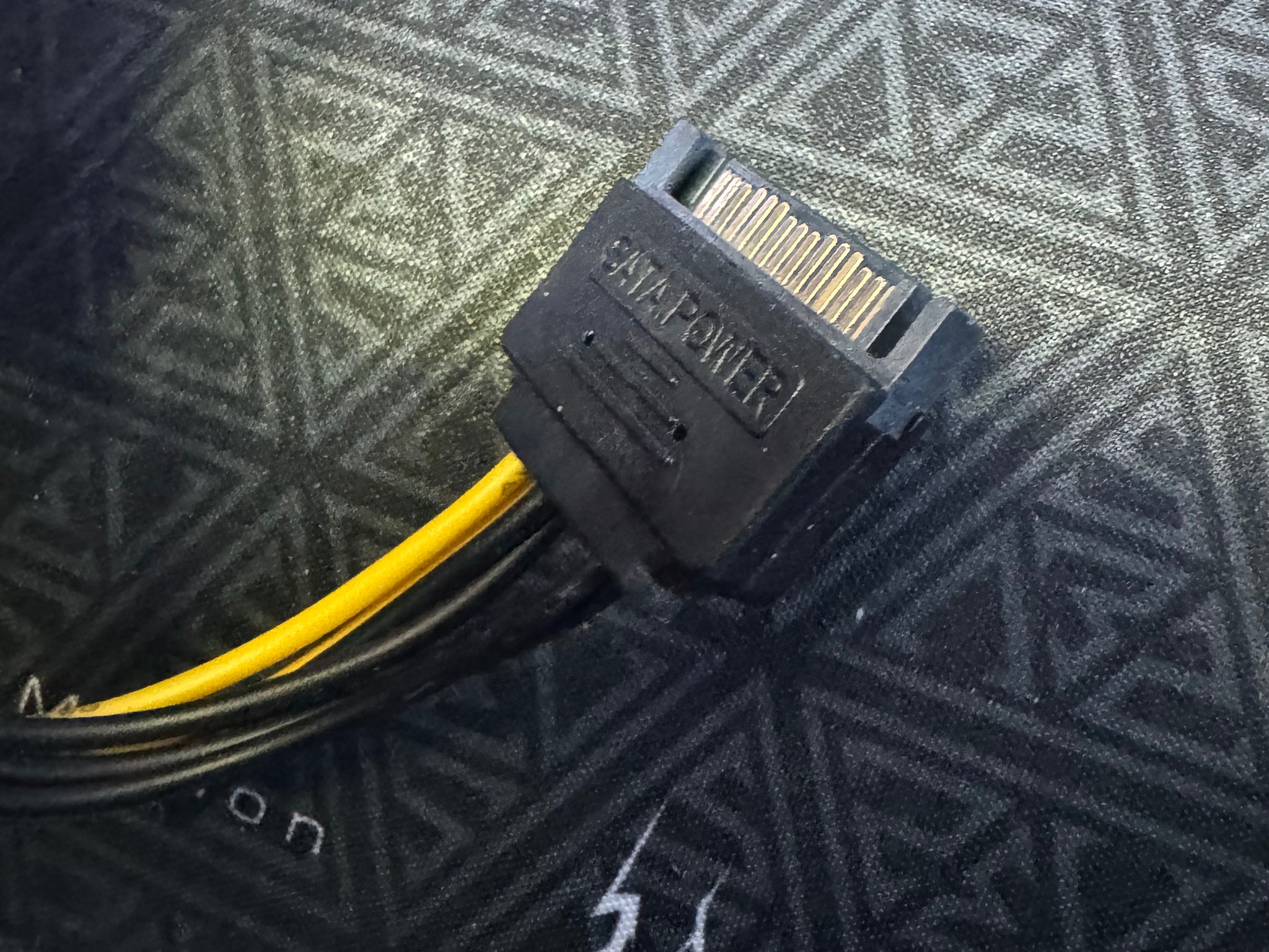 SATA to 6 Pin Adapter