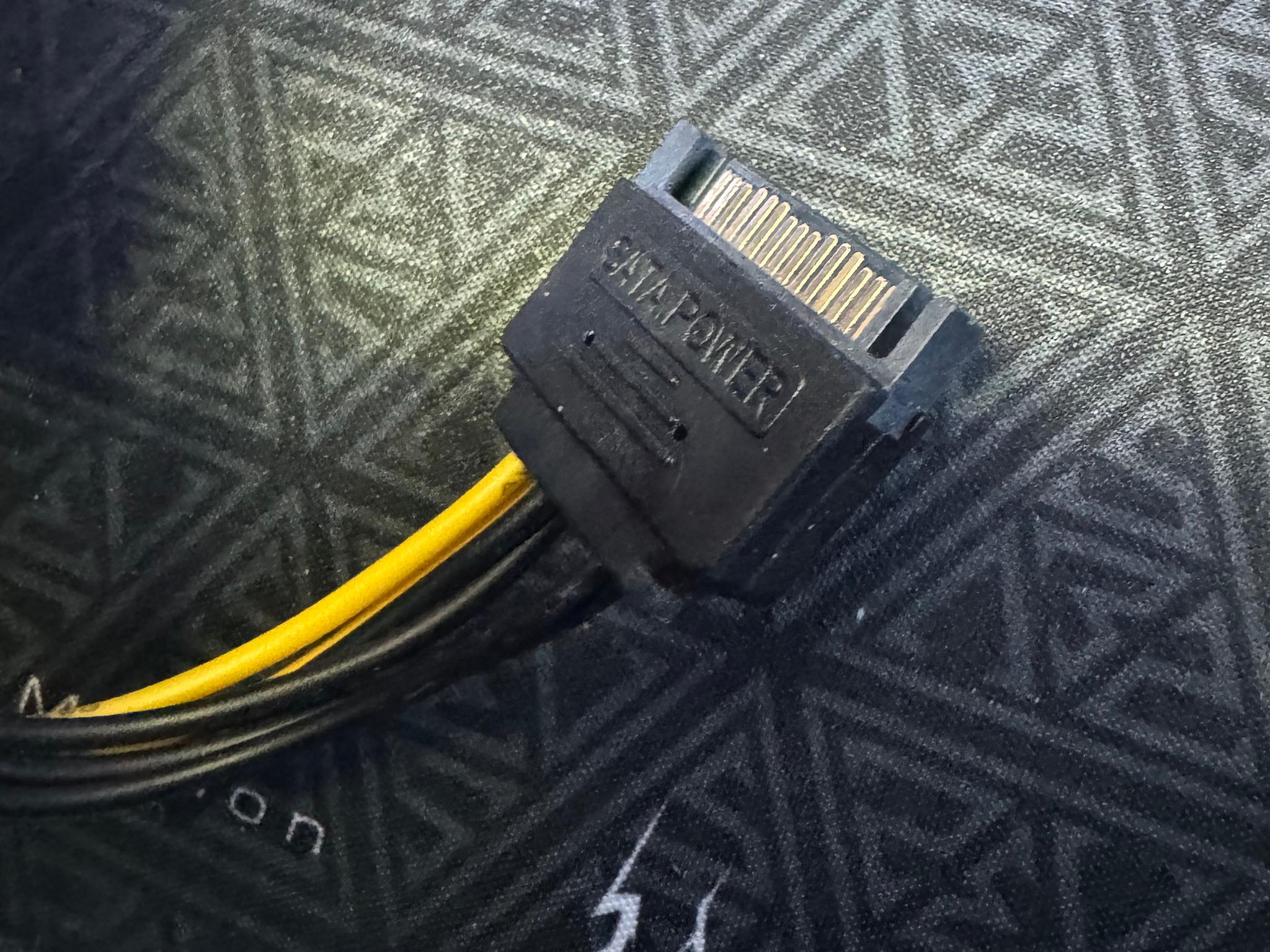 SATA to 6 Pin Adapter