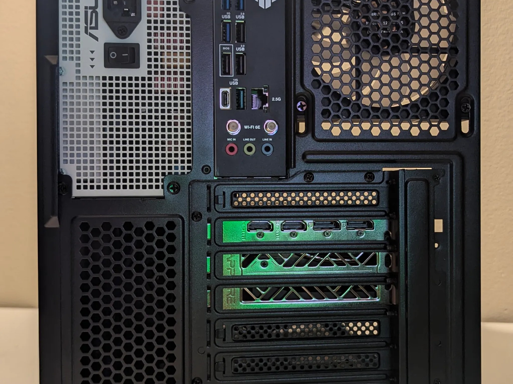🔥 Ultimate Gaming PC - |RX 9070XT 16GB| RYZEN 7800X3D| 32GB DDR5 | 2TB SSD| 360MM AIO|