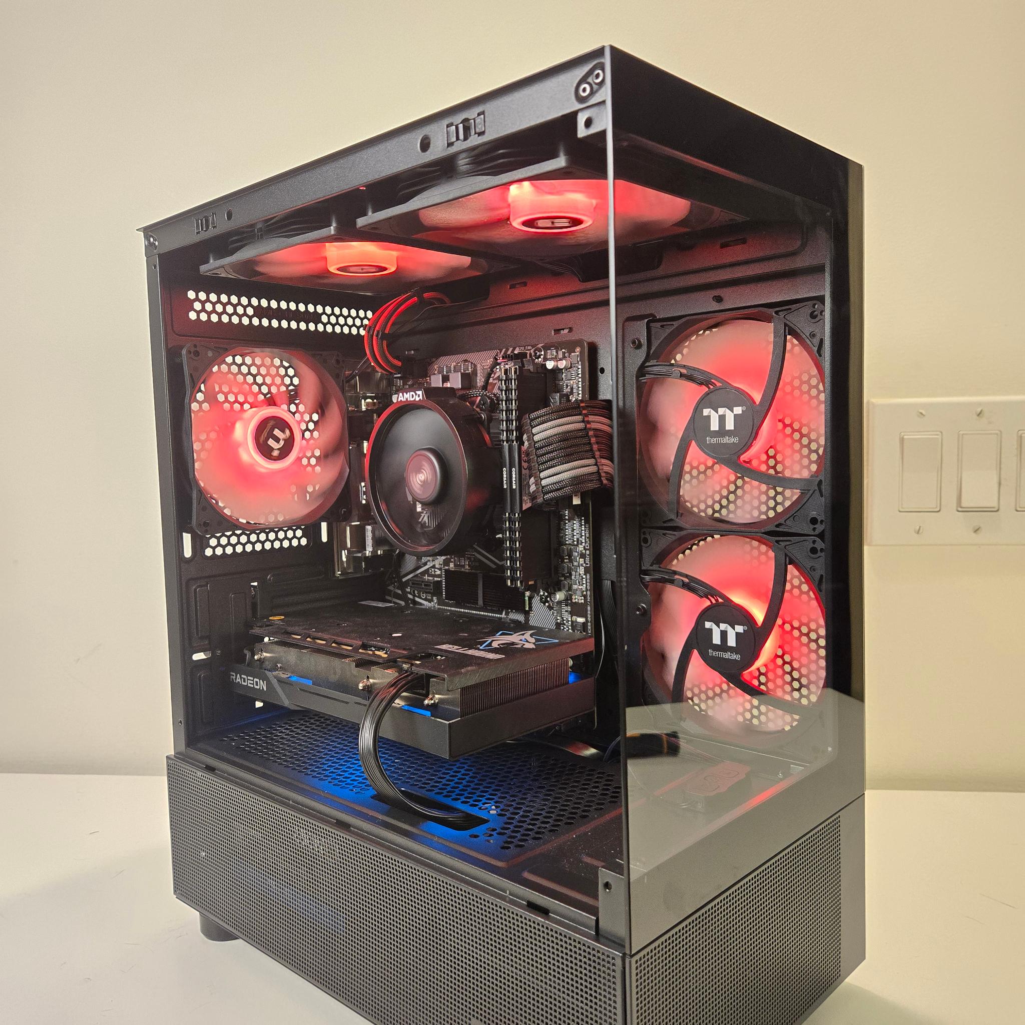 RX 6600 XT | Ryzen 5 5500 | 16gb DDR4 | 512gb SSD👏🏽