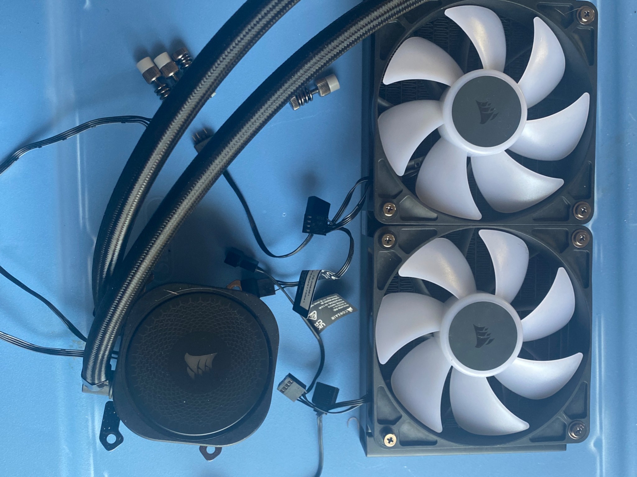 Corsair 240mm RGB AIO