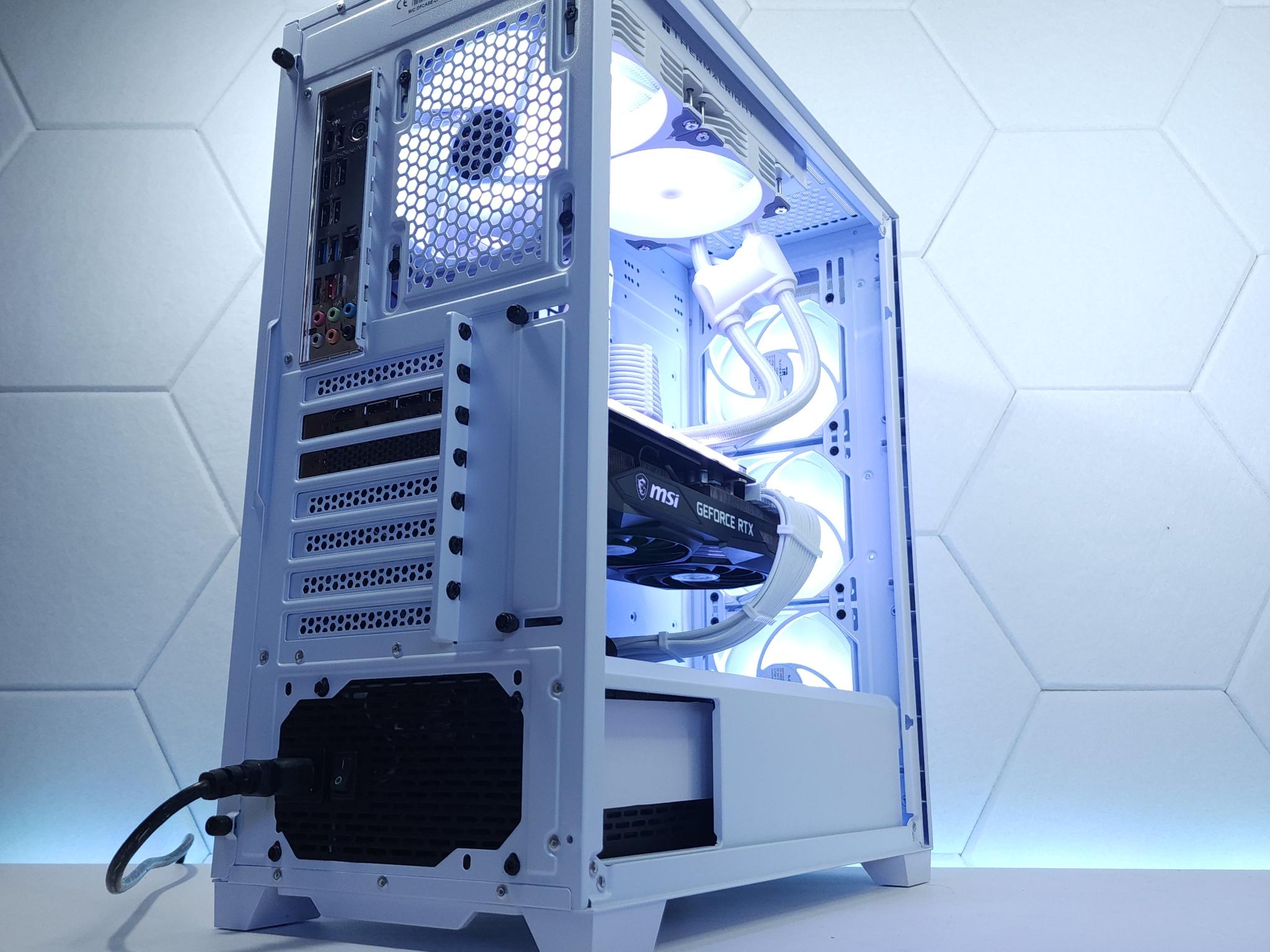 🤍🤍RTX 3080Ti | Ryzen 7 5700X | 32GB 3200MHz | 1TB NVMe SSD