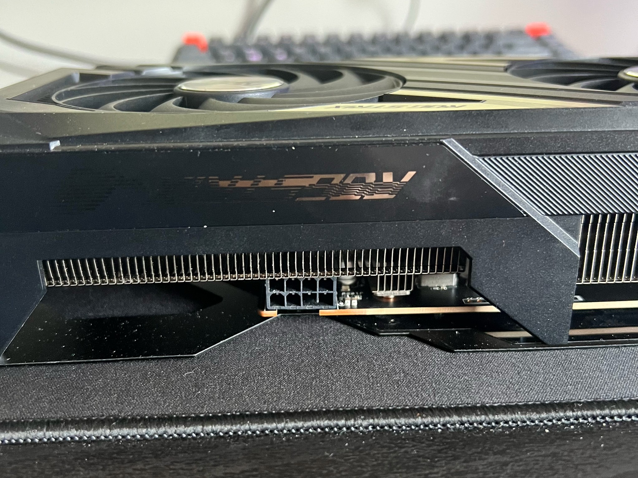 ASUS ROG STRIX OC Radeon RX 7600