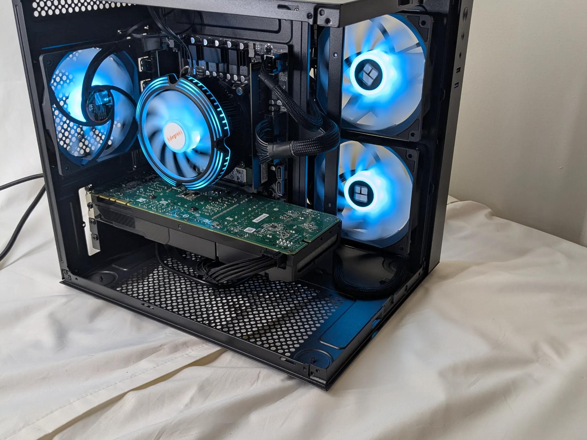 GTX 1080 | 14 cores 28 threads | 32 GB RAM