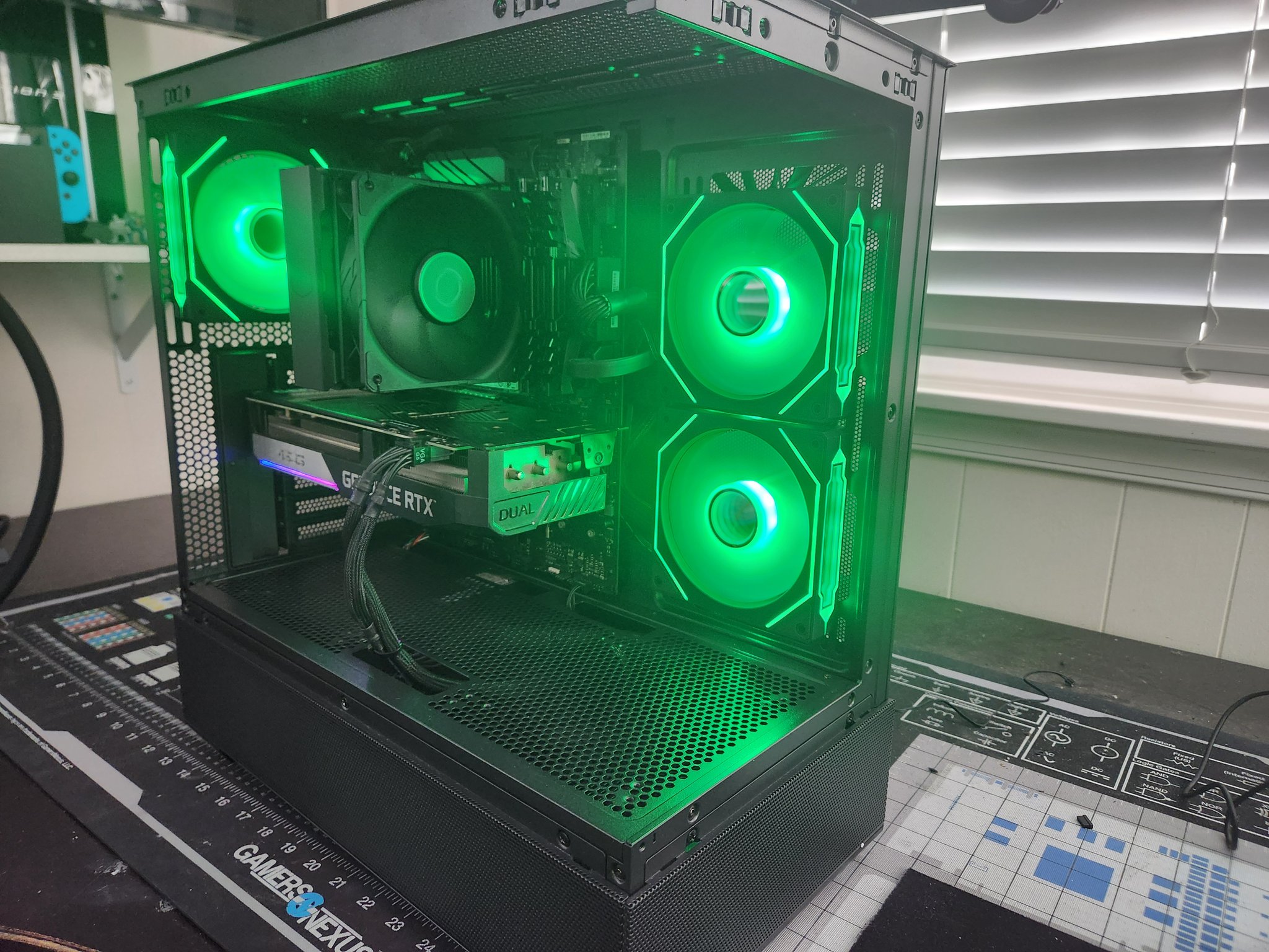 THE GREEN MONSTER IV Sleek RTX 3060TI GAMING/ STREAMING PC
