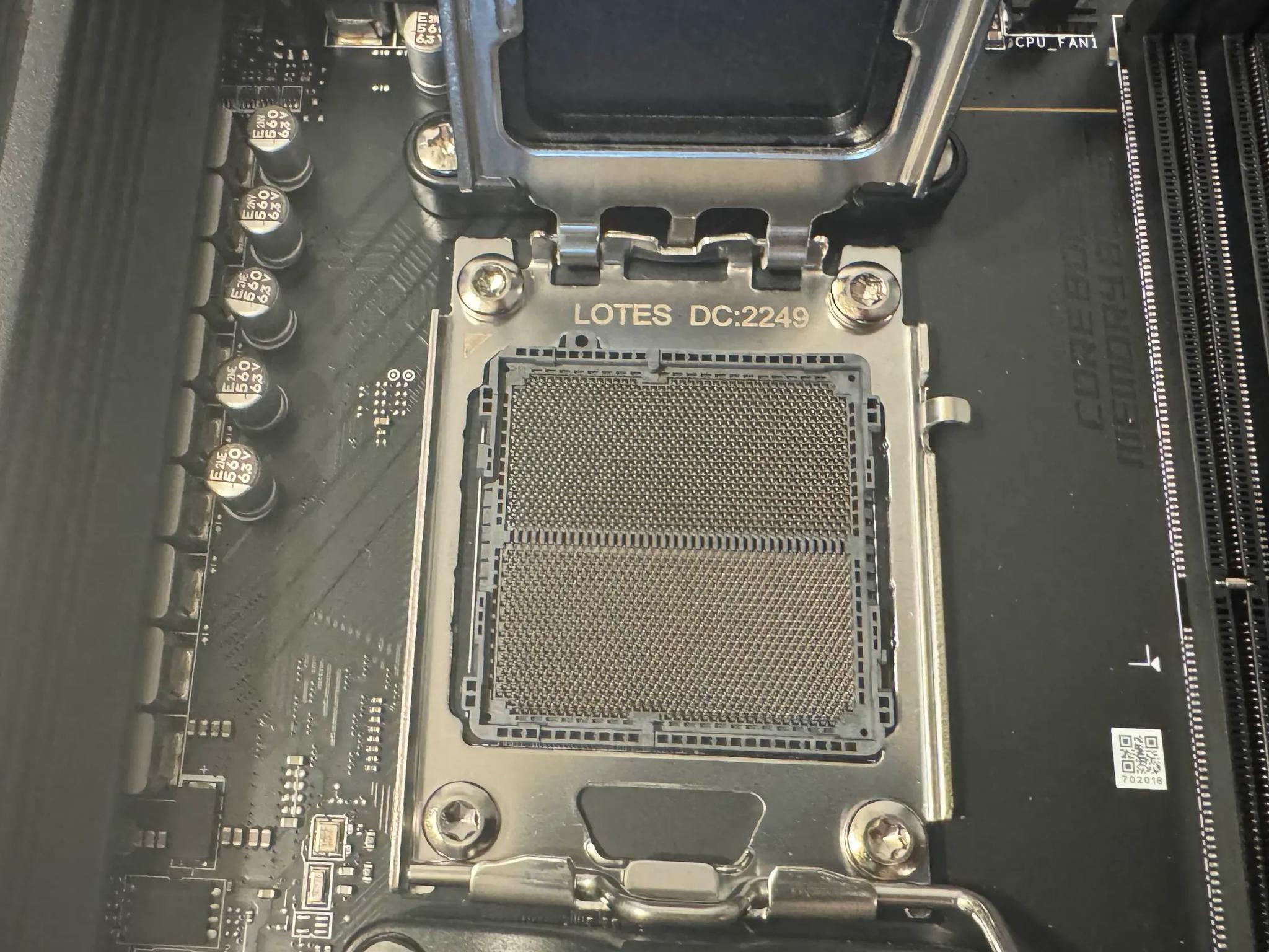 MSI PRO X670-P Wifi