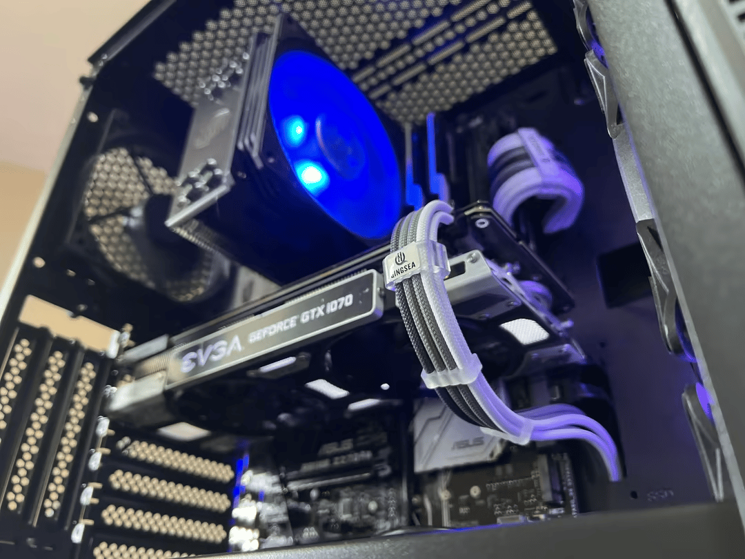 Visible Light || i7/1070 Build