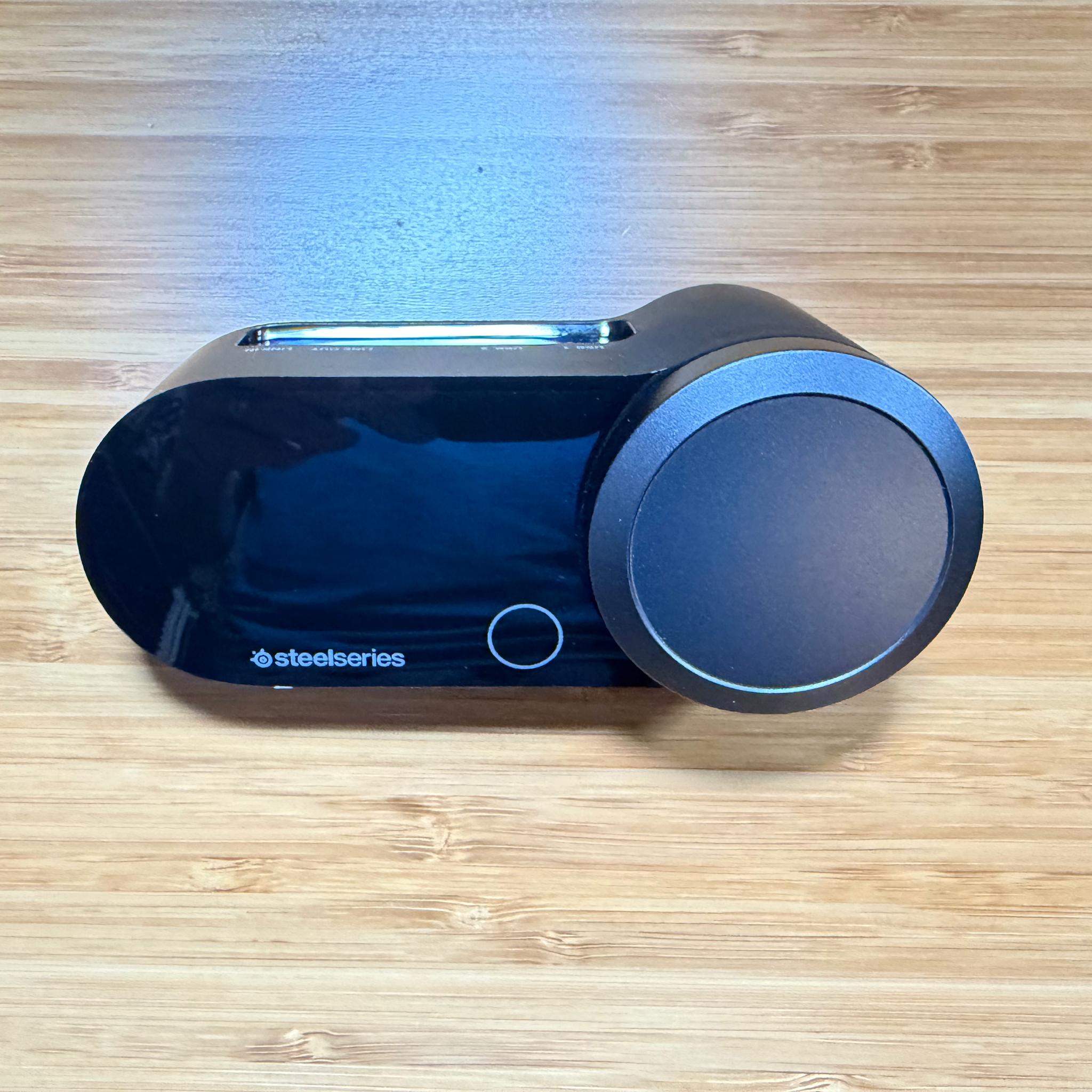 SteelSeries Arctis Nova Pro Multi-System Gaming Headset