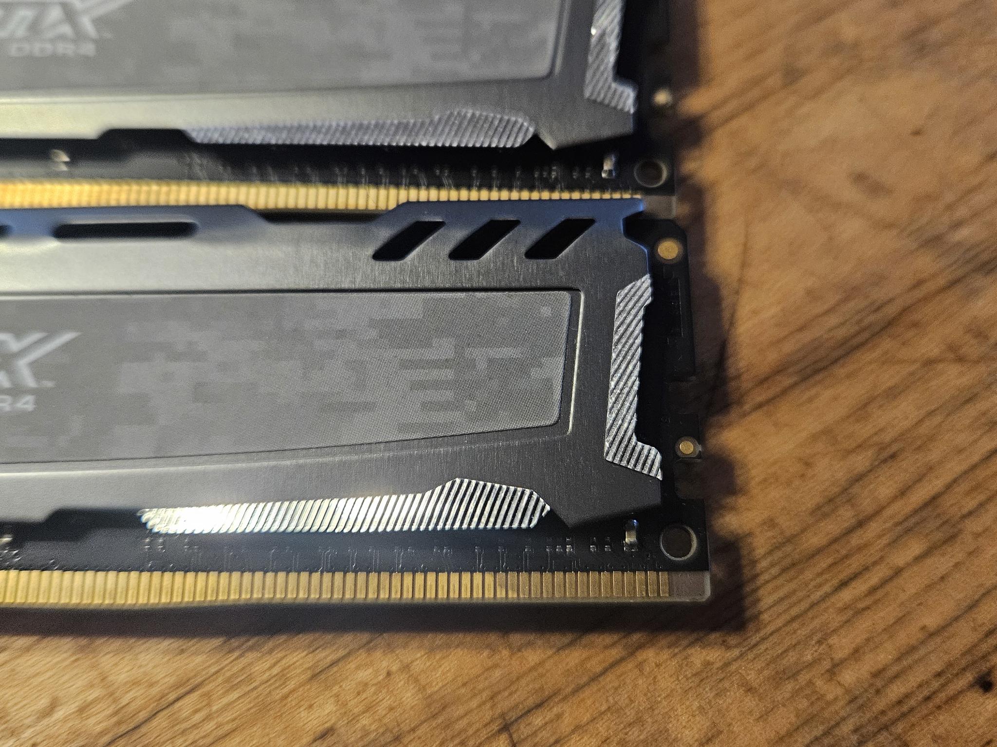 Crucial ballistix 32gb 2400mhz ddr4