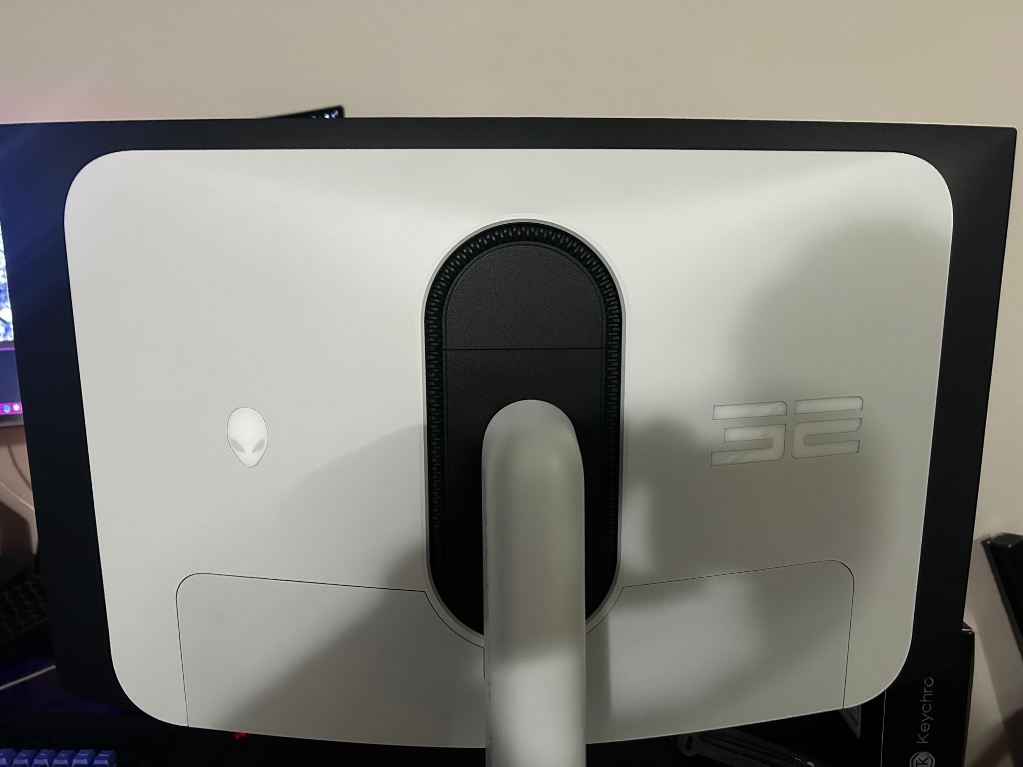 NEW Alienware QD-OLED 32” (240hz) 4K (2560x1440) Gaming Monitor – (AW3225QF)