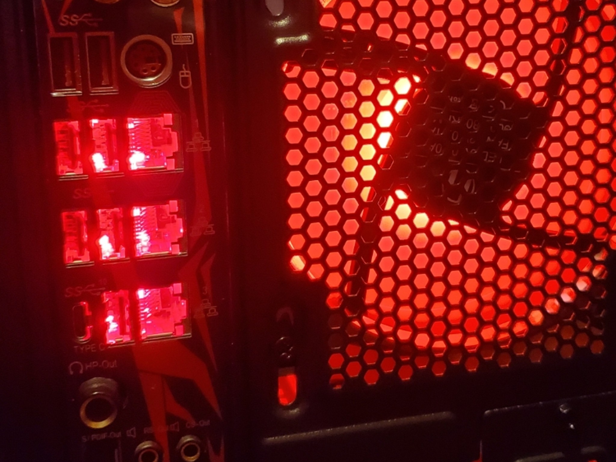 🔥"Mr. RED" 🔥 I7 8700K MSI RTX2070 32GB DDR4 3200 2TB M.2