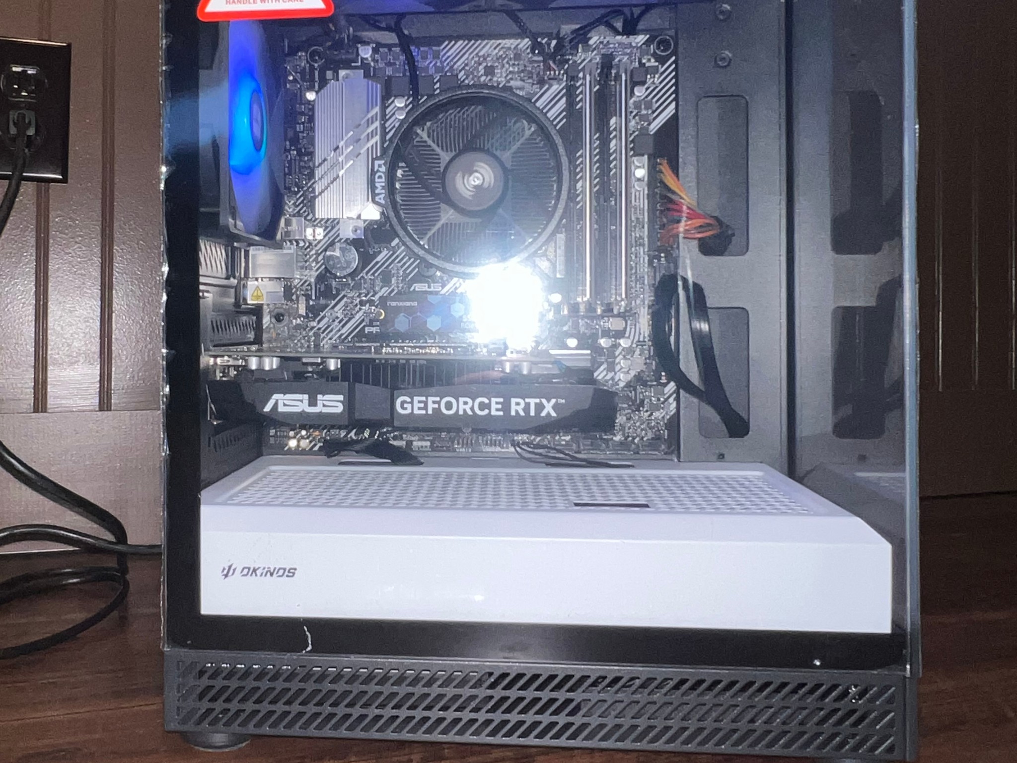 Starter Gaming PC / Ryzen 5 5500 / RTX 3050 / 16GB RAM / 512GB M.2 SSD
