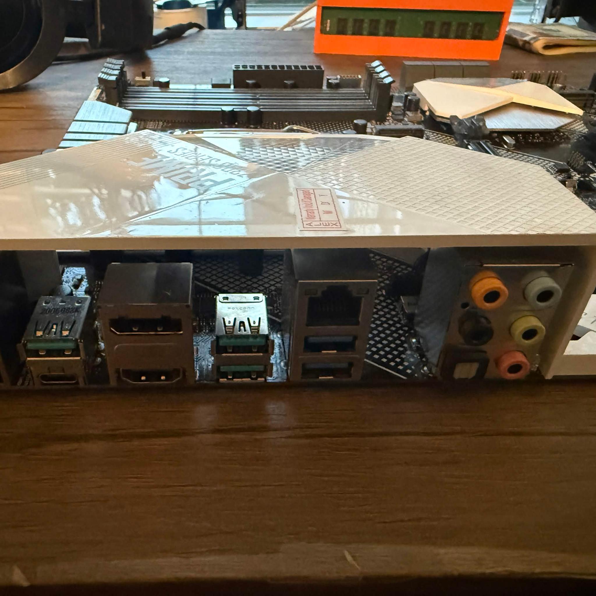 ASUS Prime Z390 + included CPU