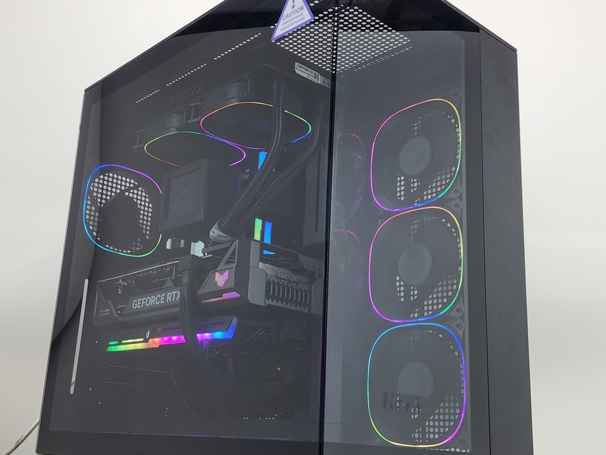 Gaming PC Ryzen 7 7800X3D 32GB RAM 2TB SSD RTX 4070 Ti 12GB Windows 11