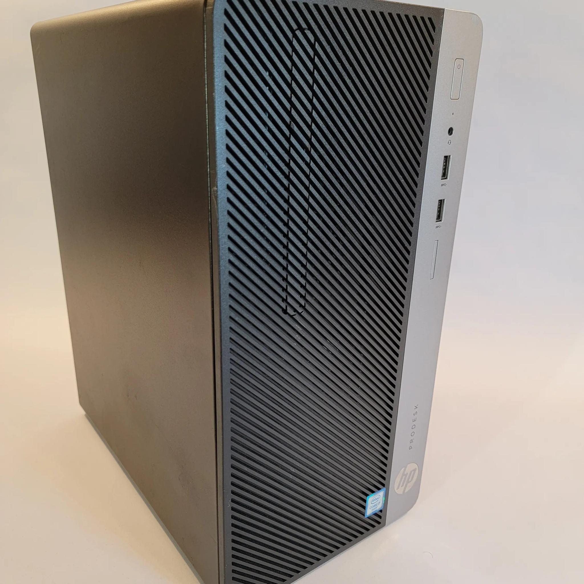 i7 6700/rx 6600m 2TB m.2 SSD. Gaming Workstation (Ultimate price to performance PC)