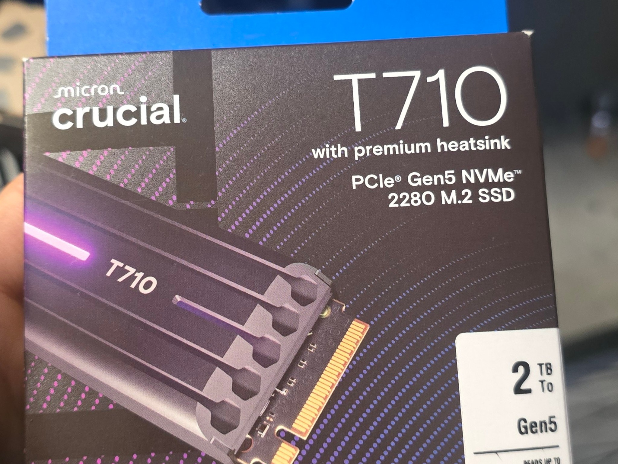 Crucial T700 With Heatsink 2TB