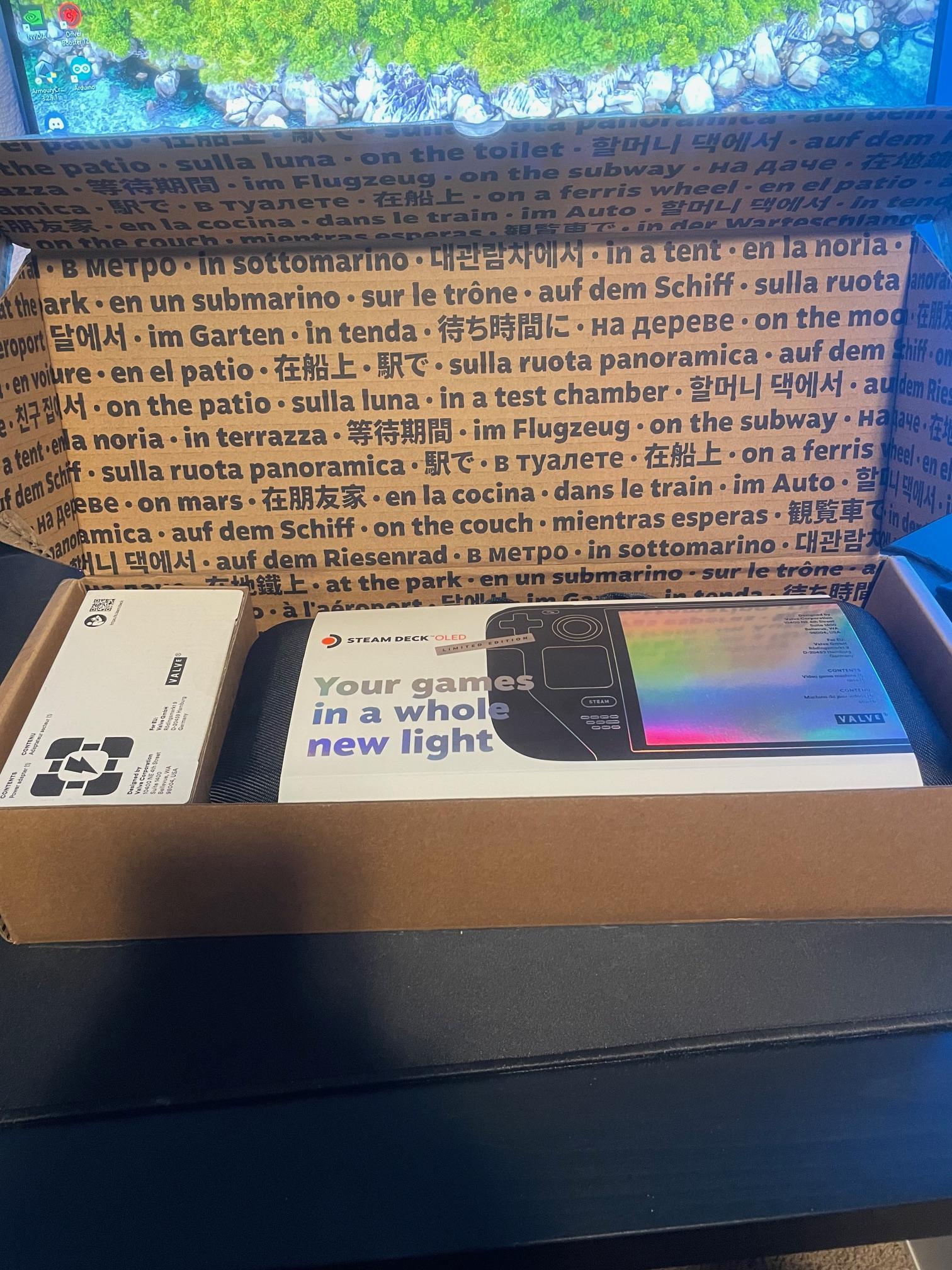 Steam Deck Limited Edition Transparent OLED 1TB