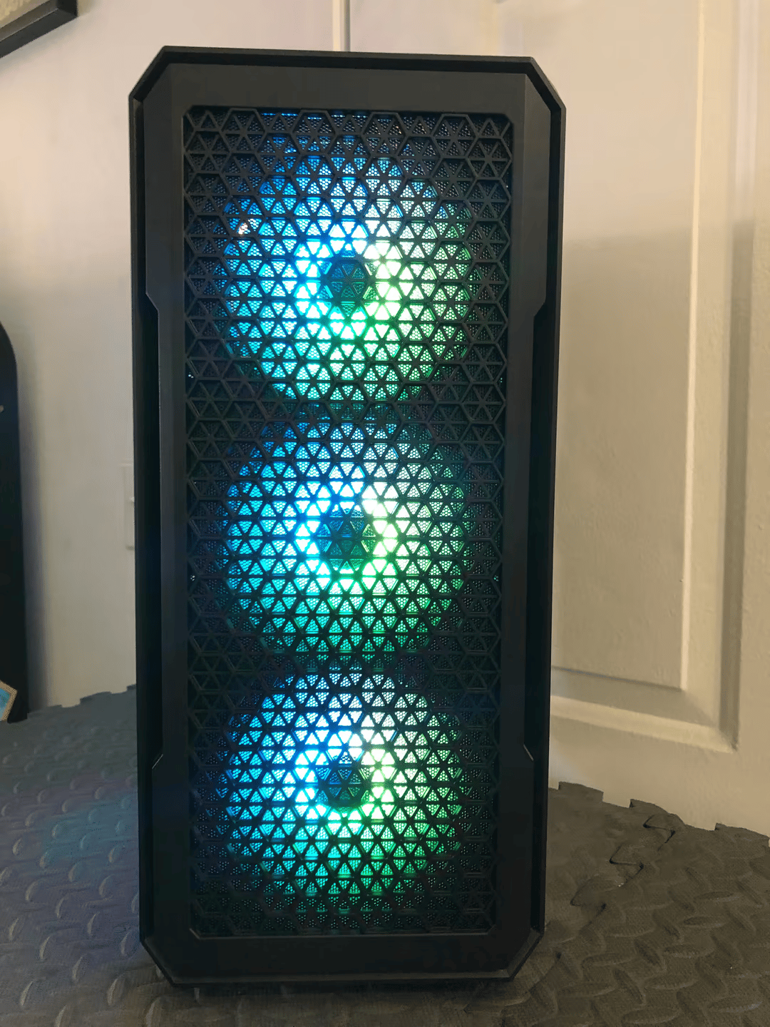 Awesome Gaming PC i3-10105 + GTX 1650