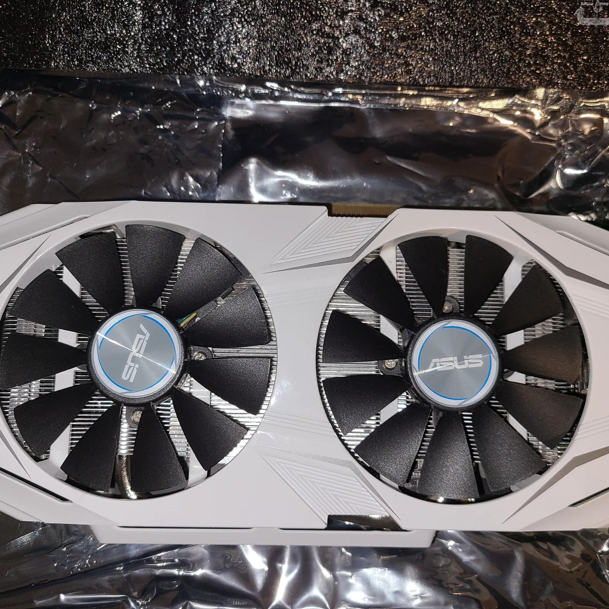ASUS DUAL 1070 OC 8GB