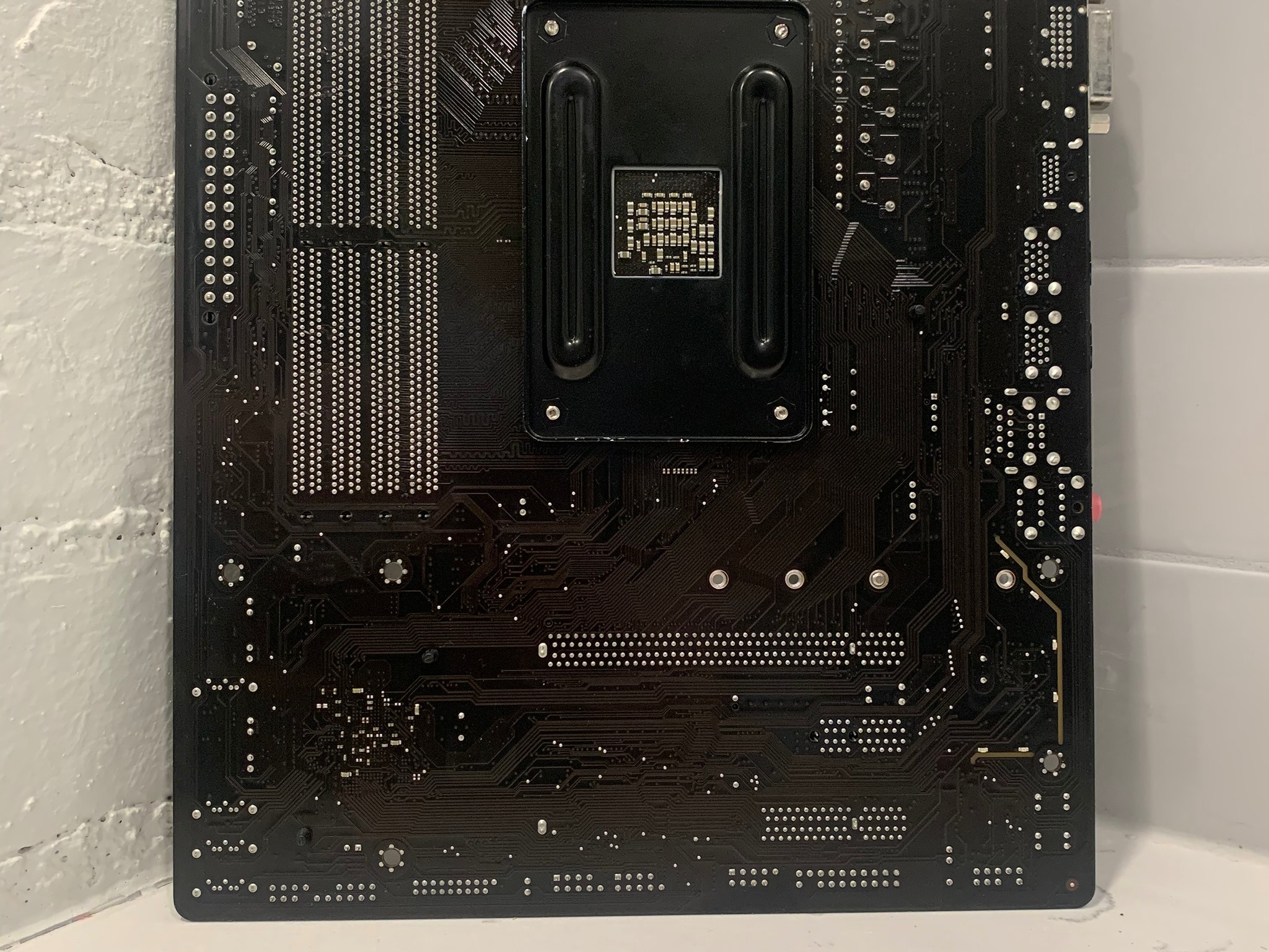 Gigabyte B450M DS3H Micro ATX Motherboard