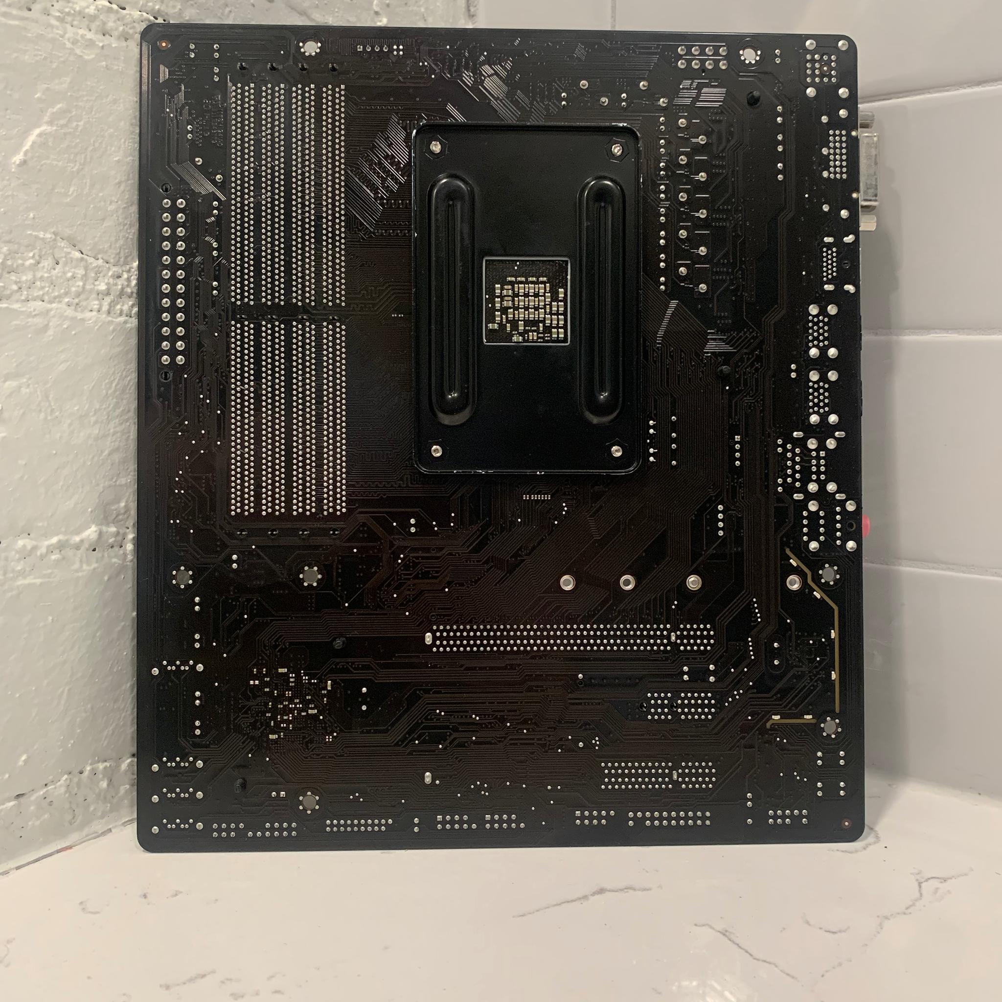 Gigabyte B450M DS3H Micro ATX Motherboard