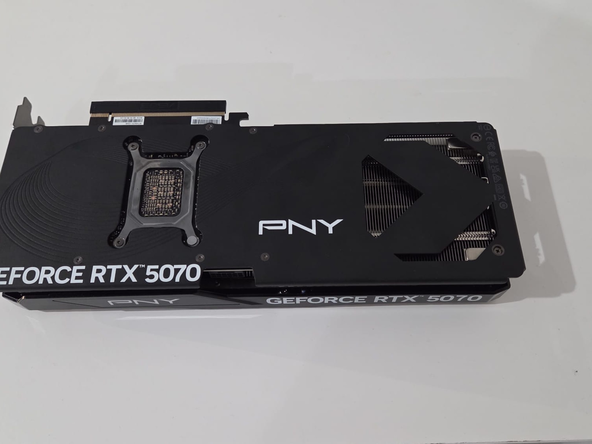 PNY GeForce RTX 5070 12GB GDDR7 Triple Fan - DLSS 4 - Blackwell - Like New