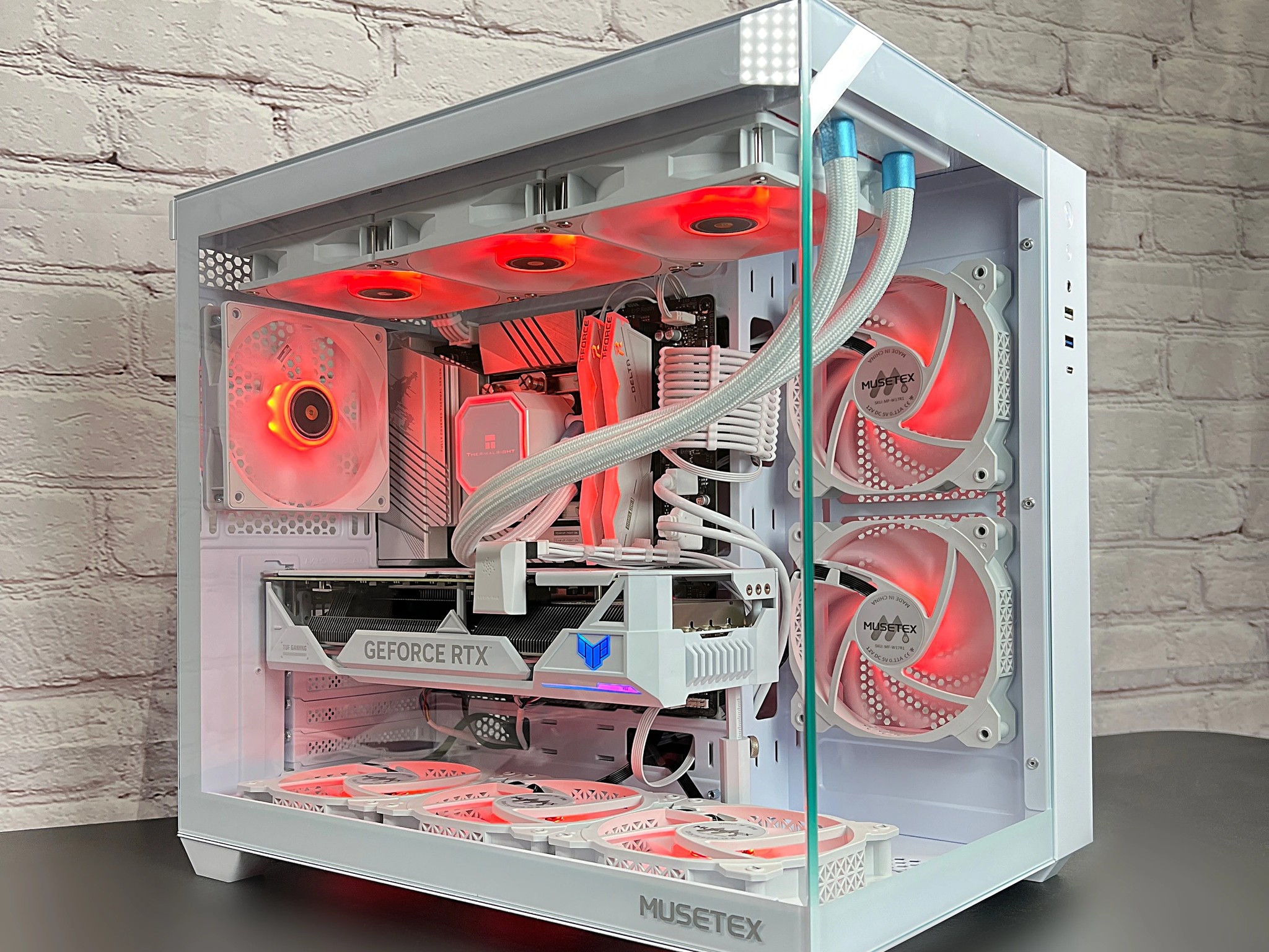 Intel i7 13700K RTX 4070 TI 32GB DDR5 RAM 2TB M.2 WIFI 6E/Bluetooth Win 11 Pro Gaming PC