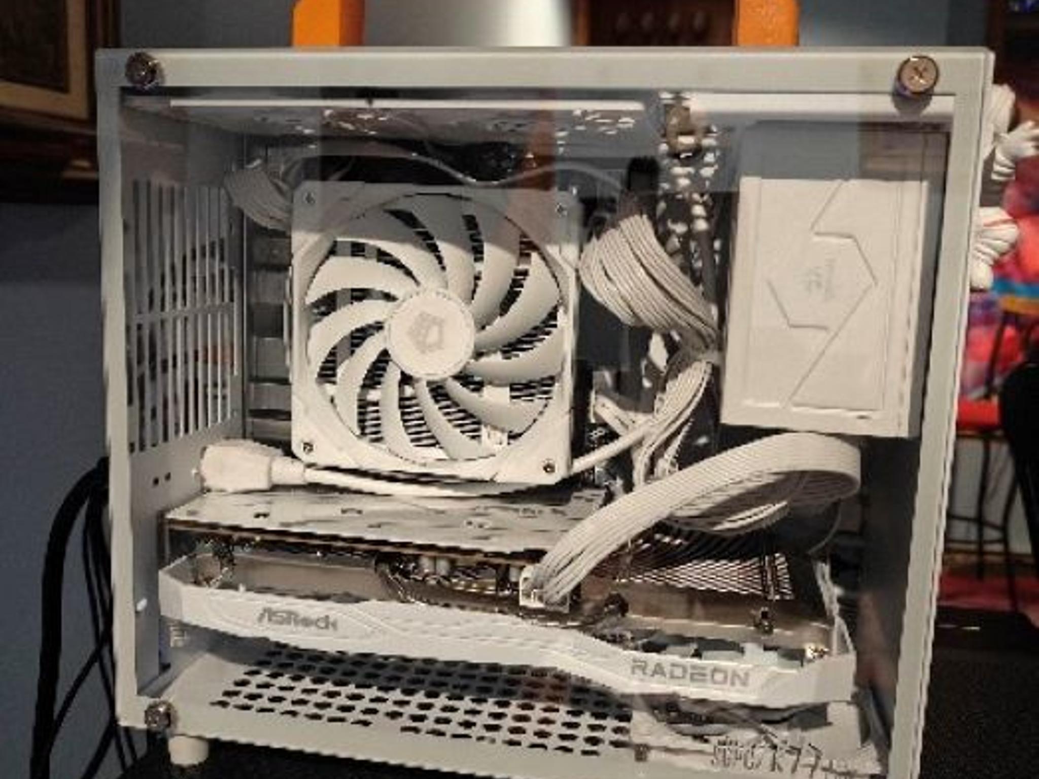 Small itx Ryzen 5600/ASRock 6600 32 gig ddr4