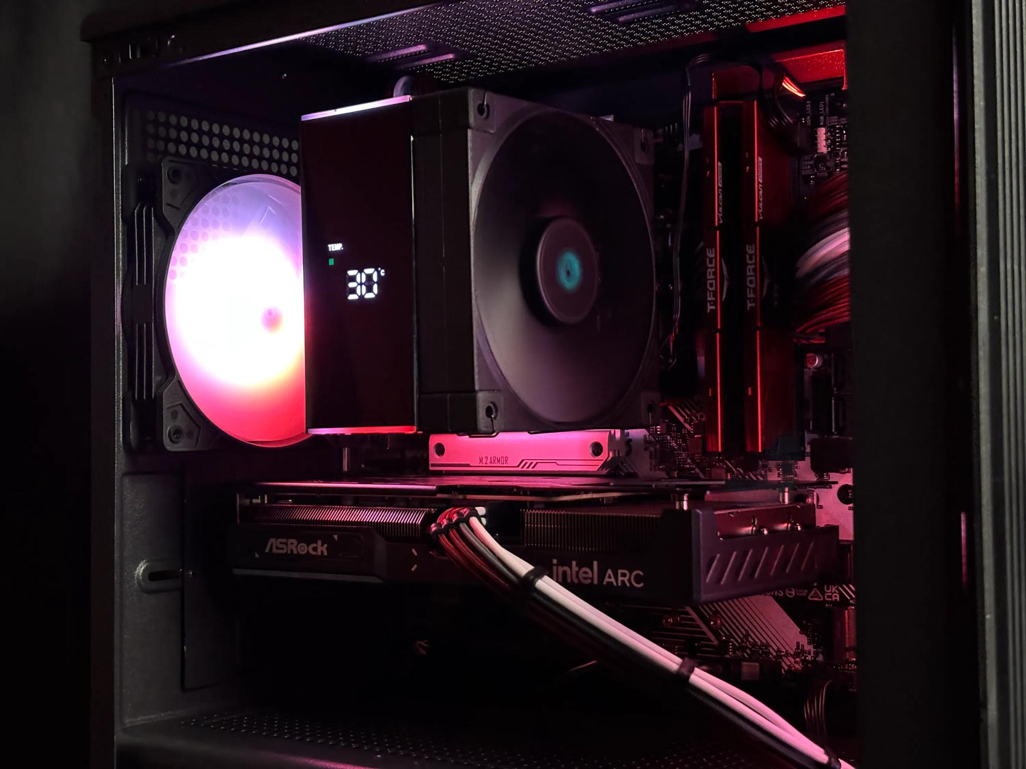Incredible Price to Performance🔥 ARC B570 10GB | Ryzen 5 7600 | 32gb DDR5 | 1 TB M.2 SSD