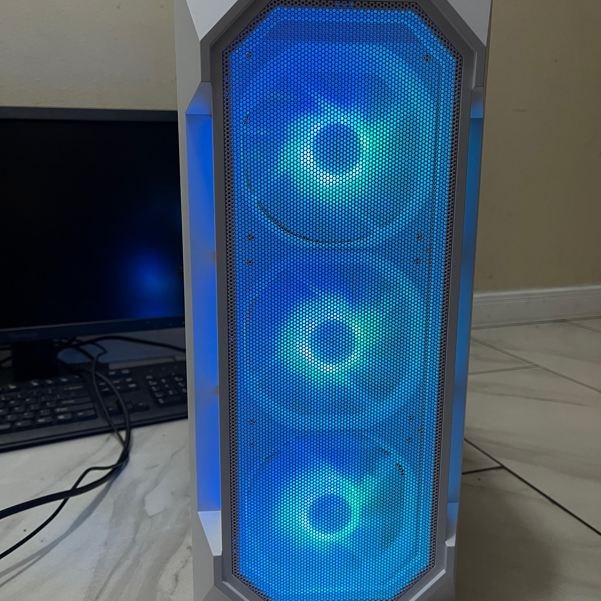 🟠🔥NVIDIA TITAN X Pascal, Intel i7-7700k, 12GB RAM, 500 GB SSD, High Performance RGB Gaming PC 🖥️🟢