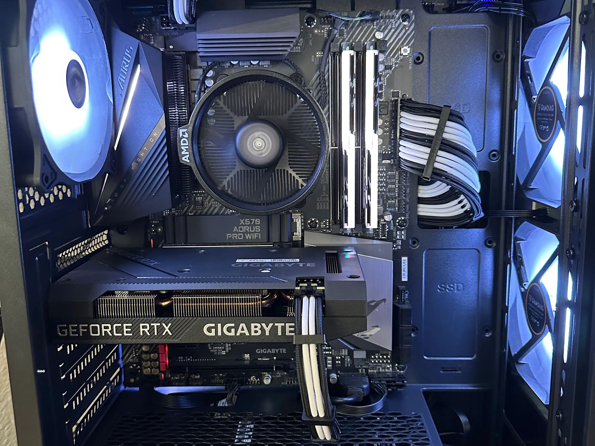 1080P Gaming PC | RTX 3060 ti | AMD Ryzen 7 5700G | 32GB 3600 MHZ RAM | 1TB M.2 | Keyboard | Wifi