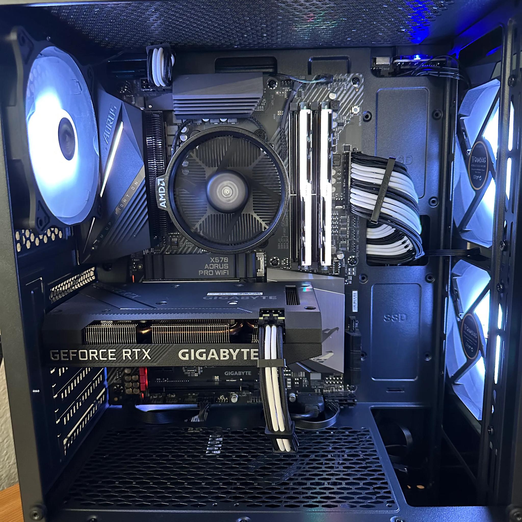 1080P Gaming PC | RTX 3060 ti | AMD Ryzen 7 5700G | 32GB 3600 MHZ RAM | 1TB M.2 | Keyboard | Wifi
