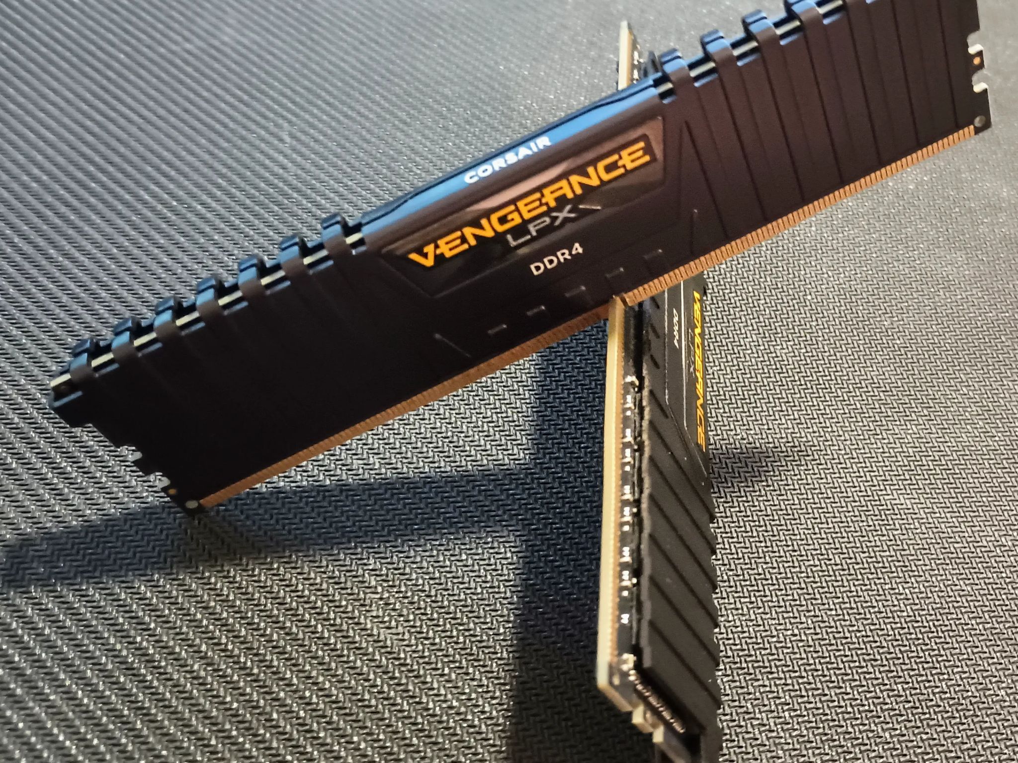 Corsair Vengeance LPX Black 16GB Kit (2 X 8GB) DDR4-3000MHz CMK16GX4M2B3000C15