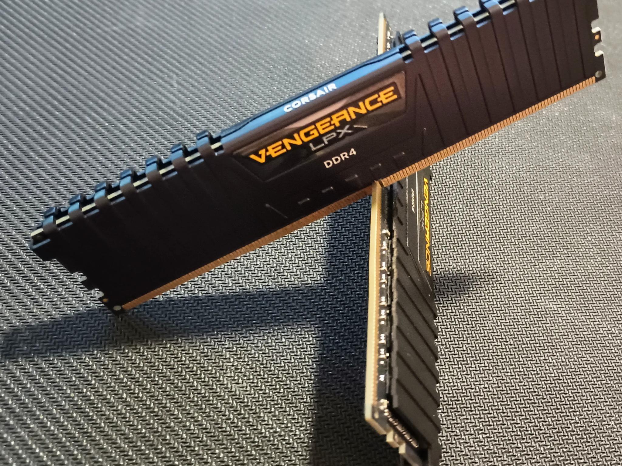 Corsair Vengeance LPX Black 16GB Kit (2 X 8GB) DDR4-3000MHz CMK16GX4M2B3000C15