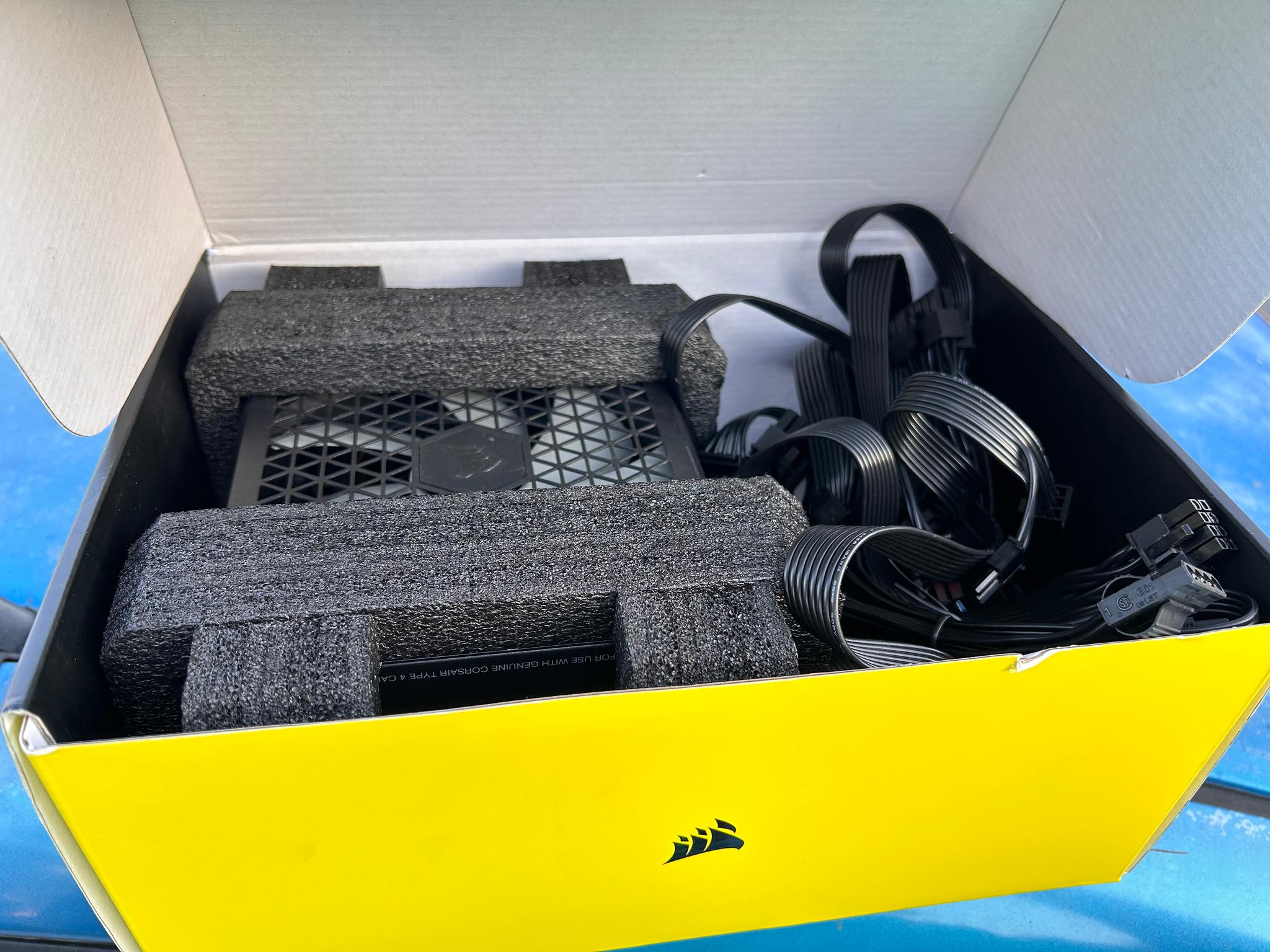 Corsair RM850x Gaming Power Supply in box low use GOLD rating