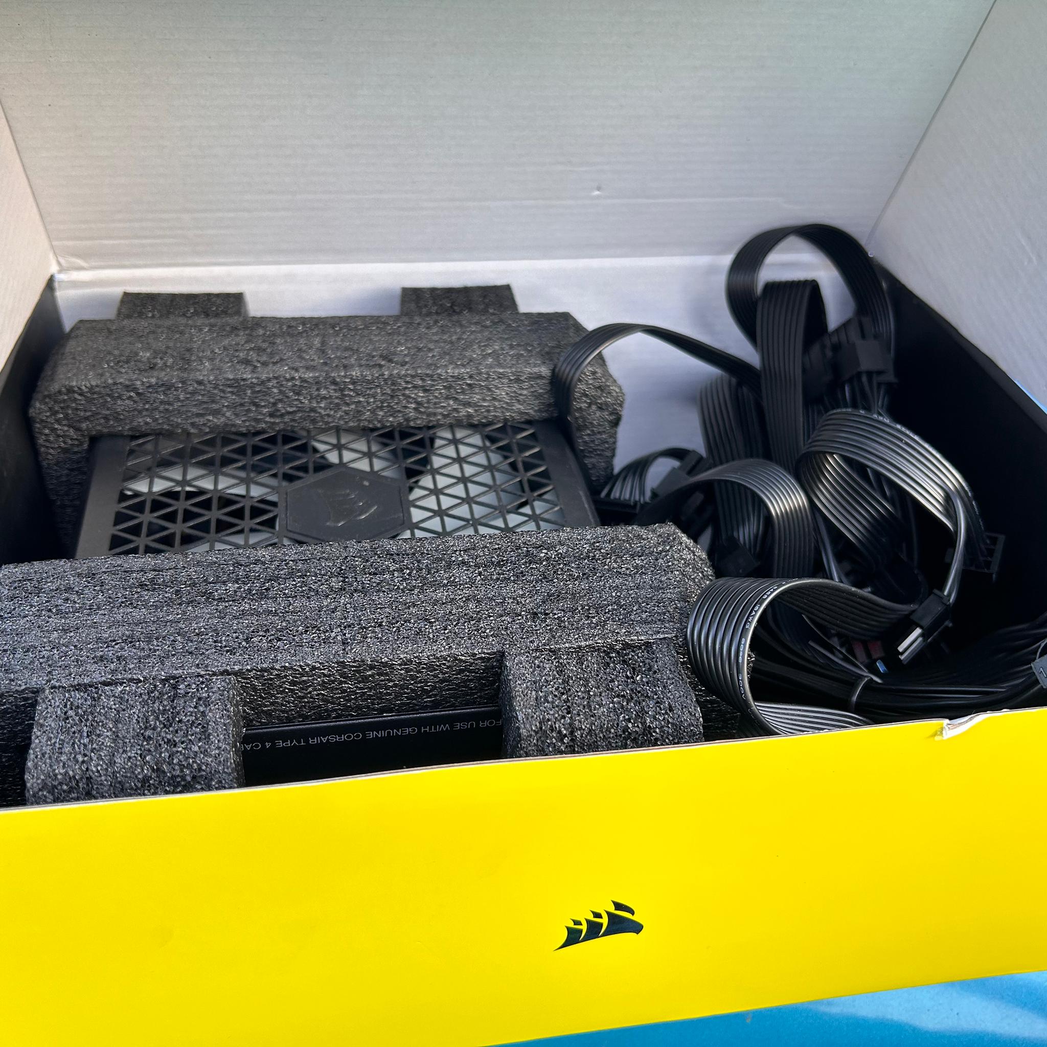 Corsair RM850x Gaming Power Supply in box low use GOLD rating